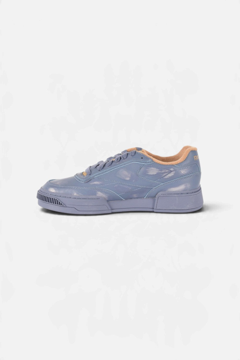 Sneakers Club C LTD 100268902