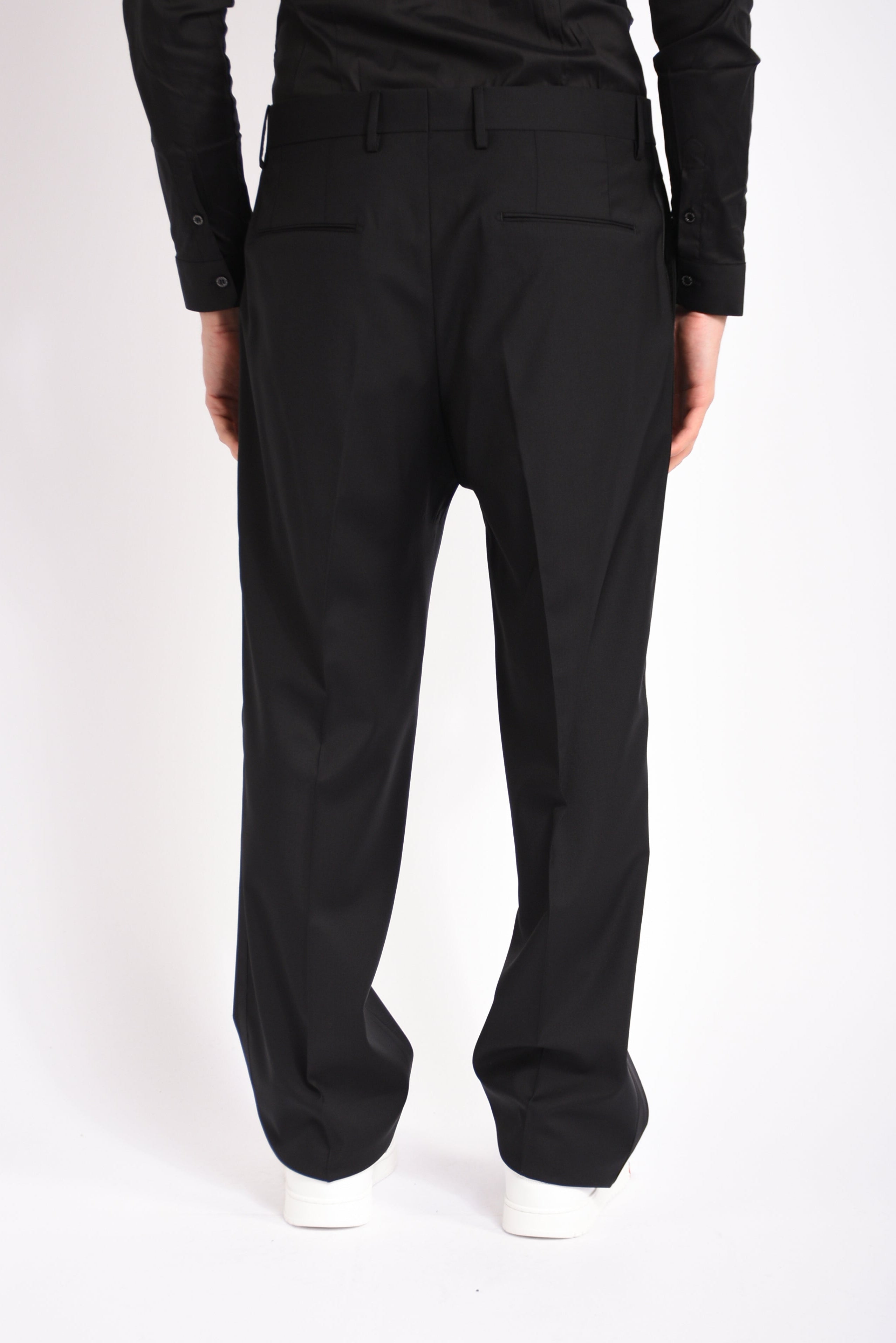 Pantaloni in fresco lana