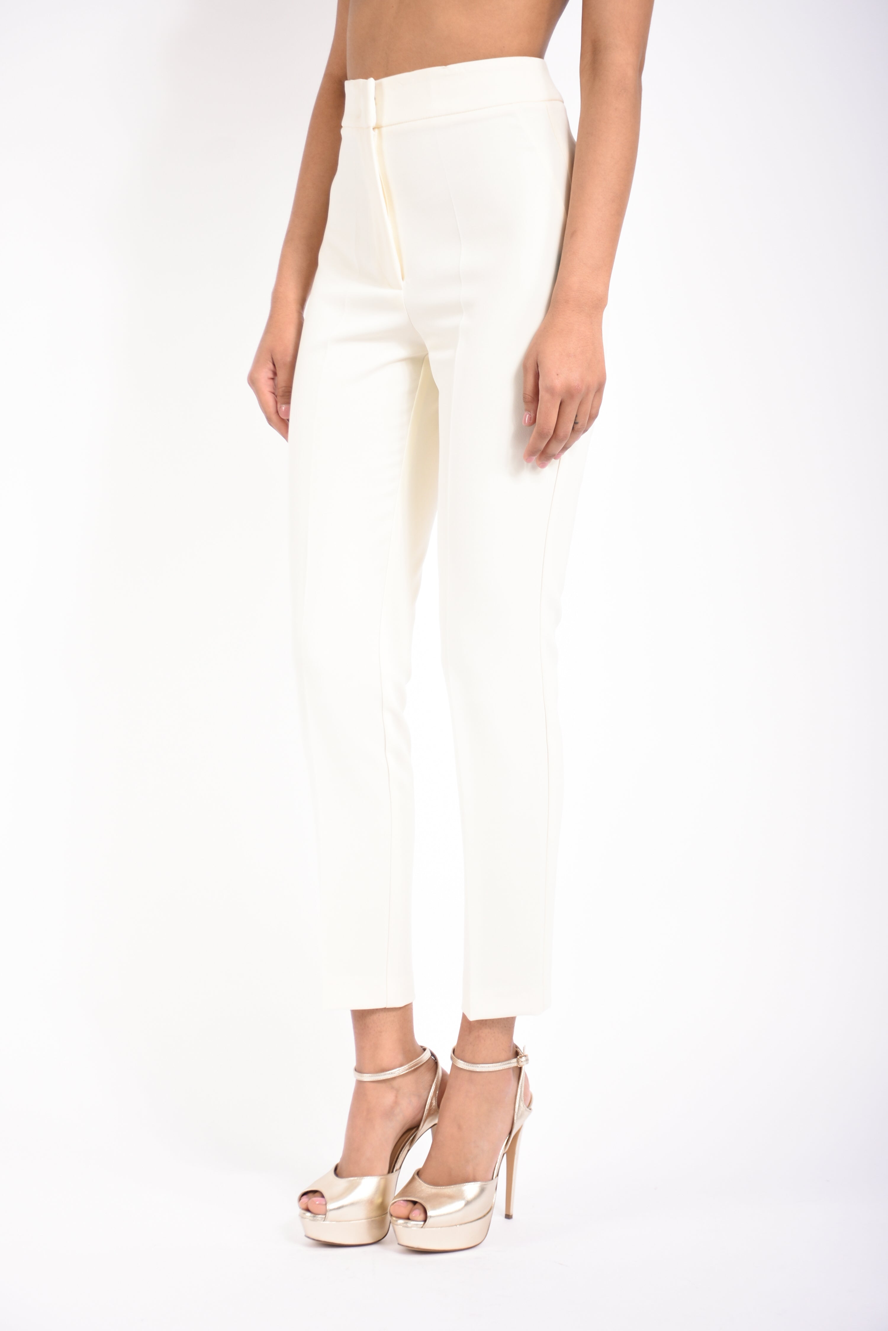 pantaloni a sigaretta