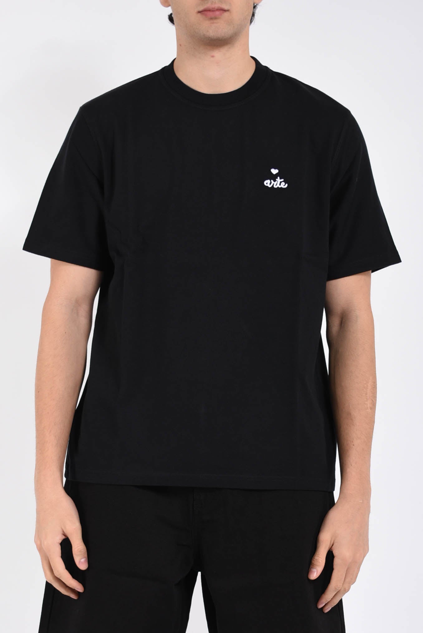 t-shirt heart logo