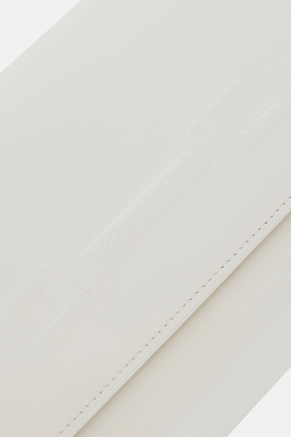 Pochette con logo embossed