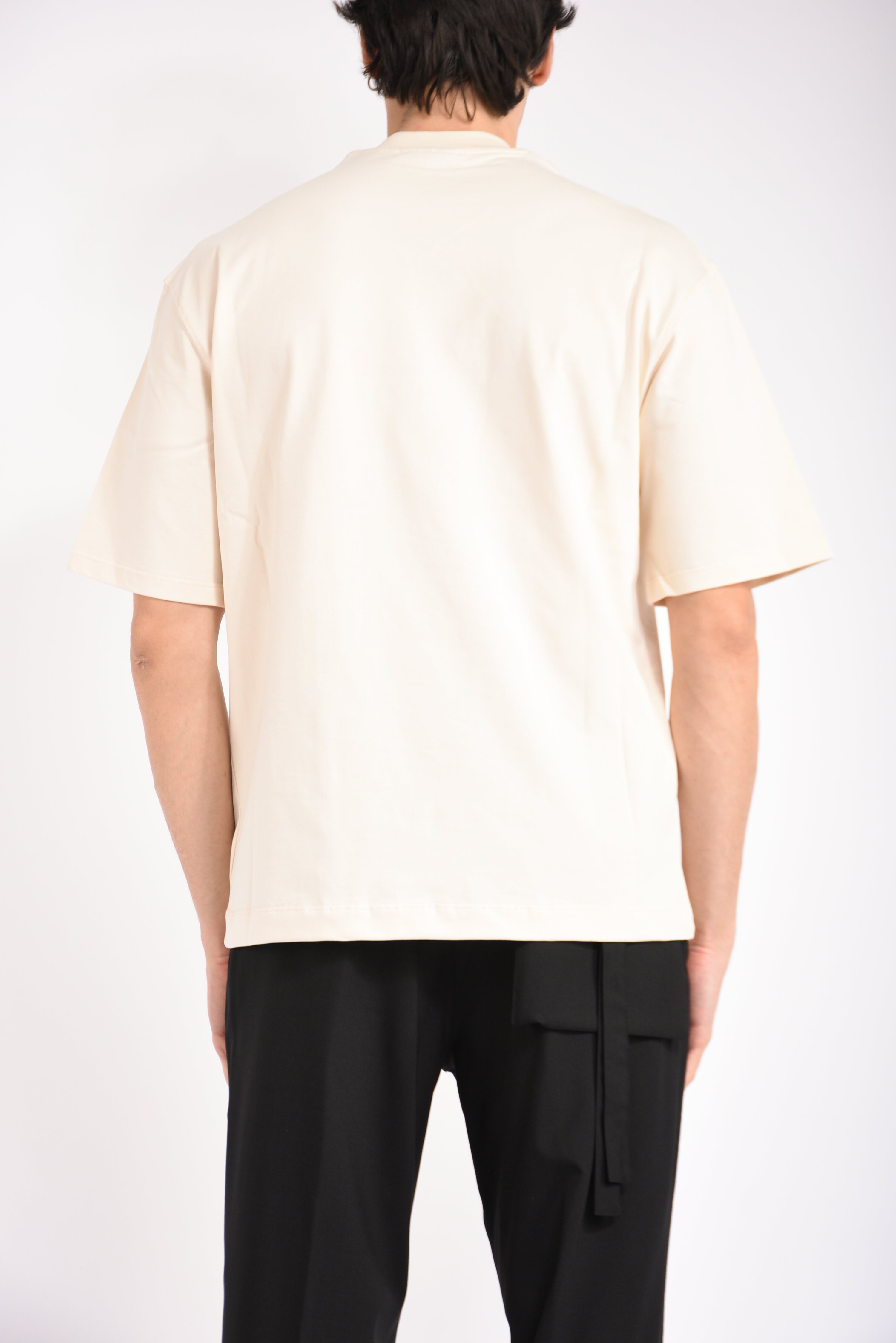 T-shirt trust no one