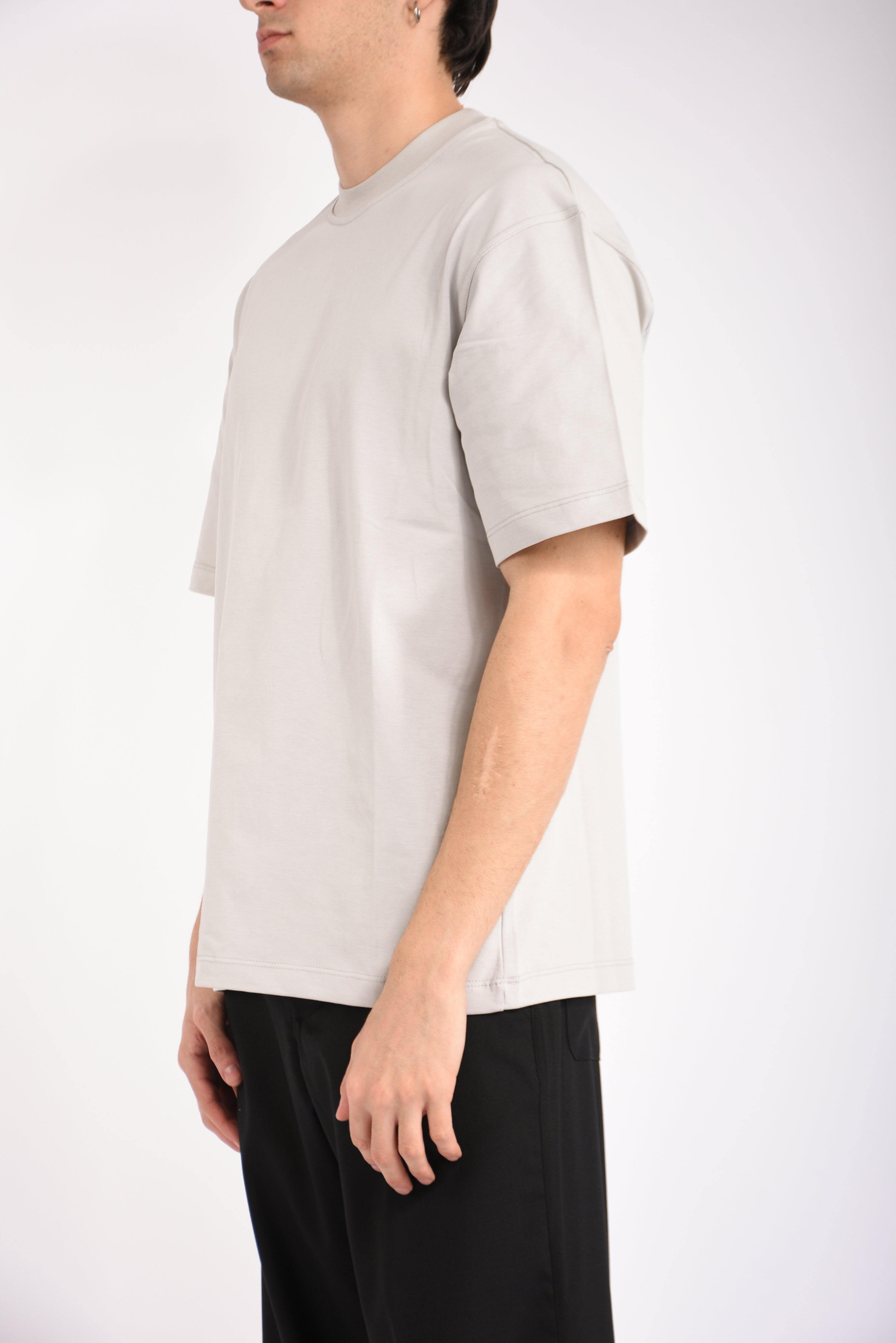 T-shirt con stampa retro
