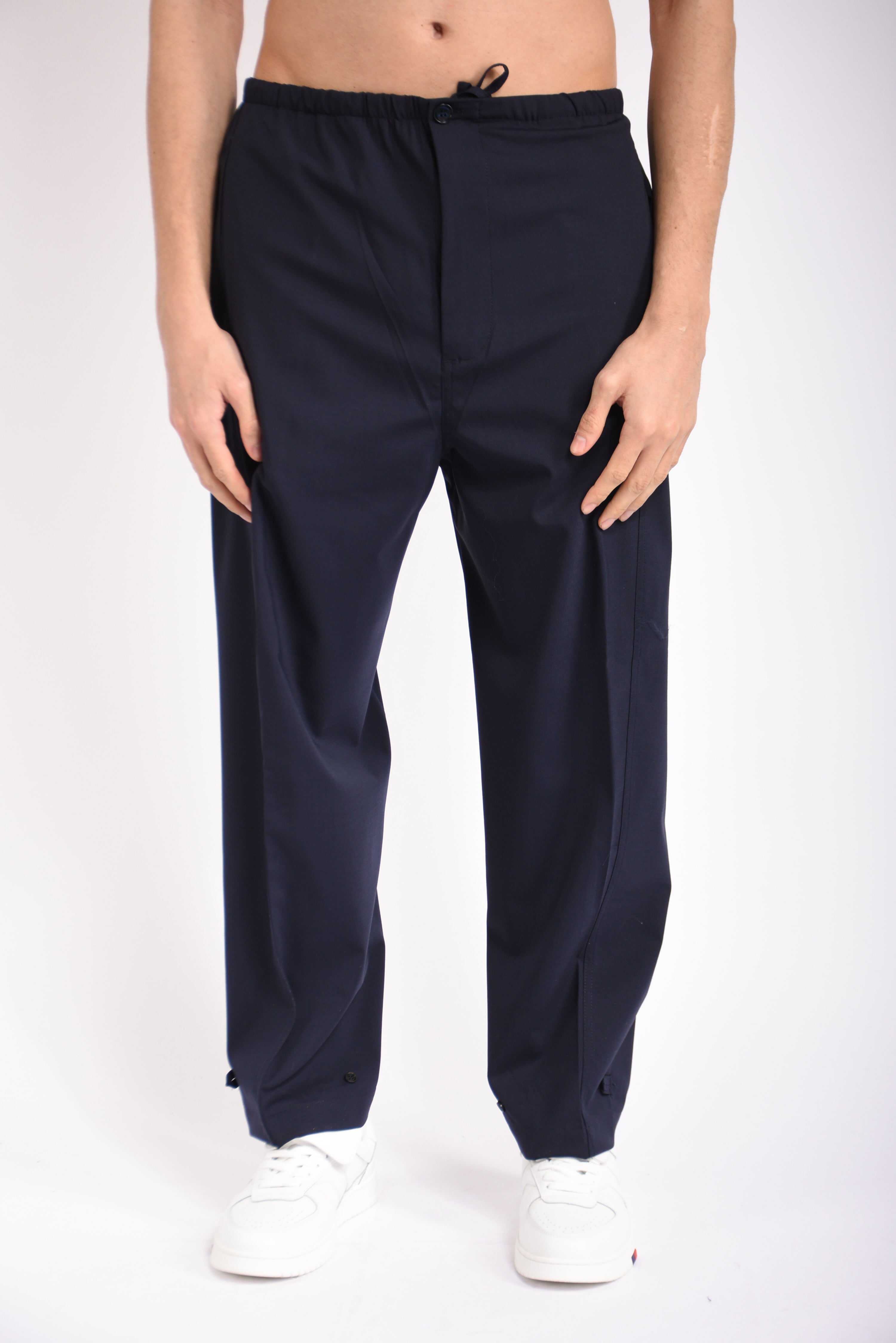 Pantaloni ballon in fresco lana