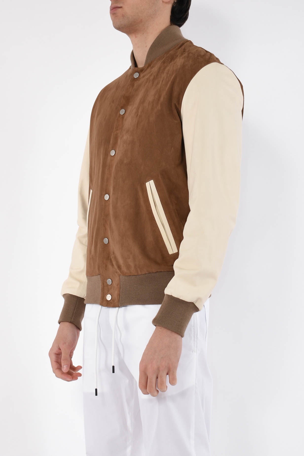 bomber in pelle