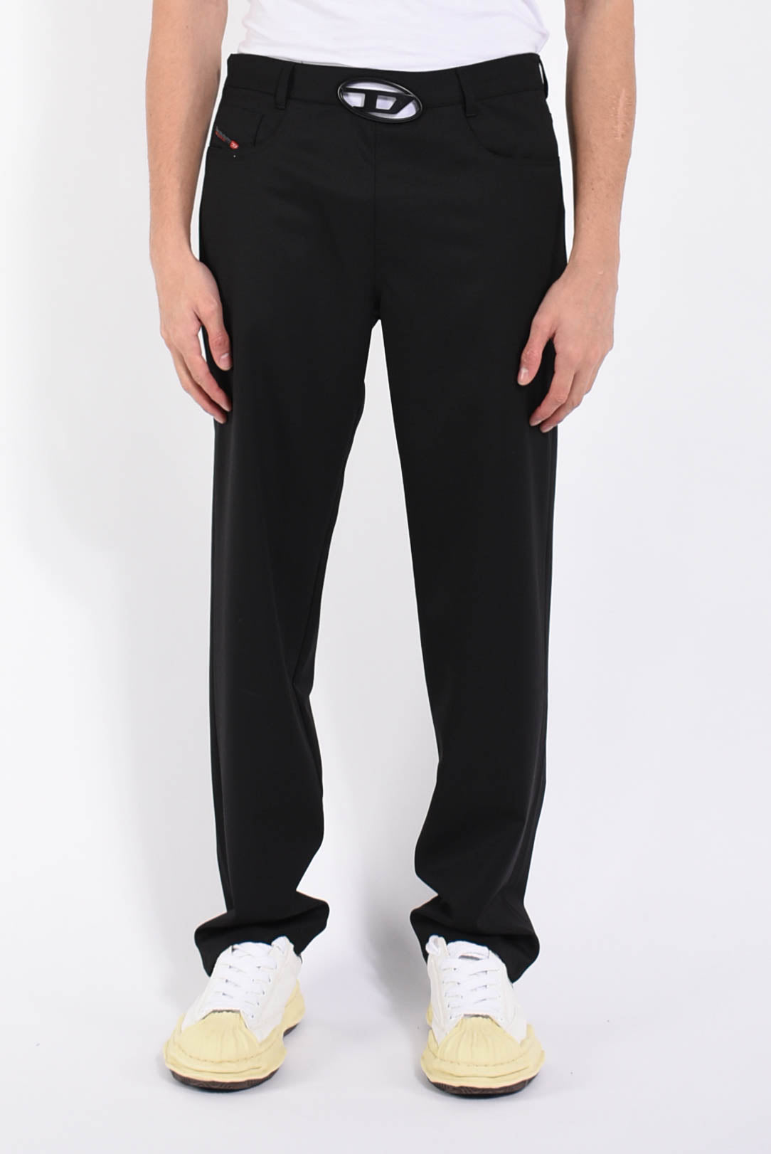 pantaloni d-max
