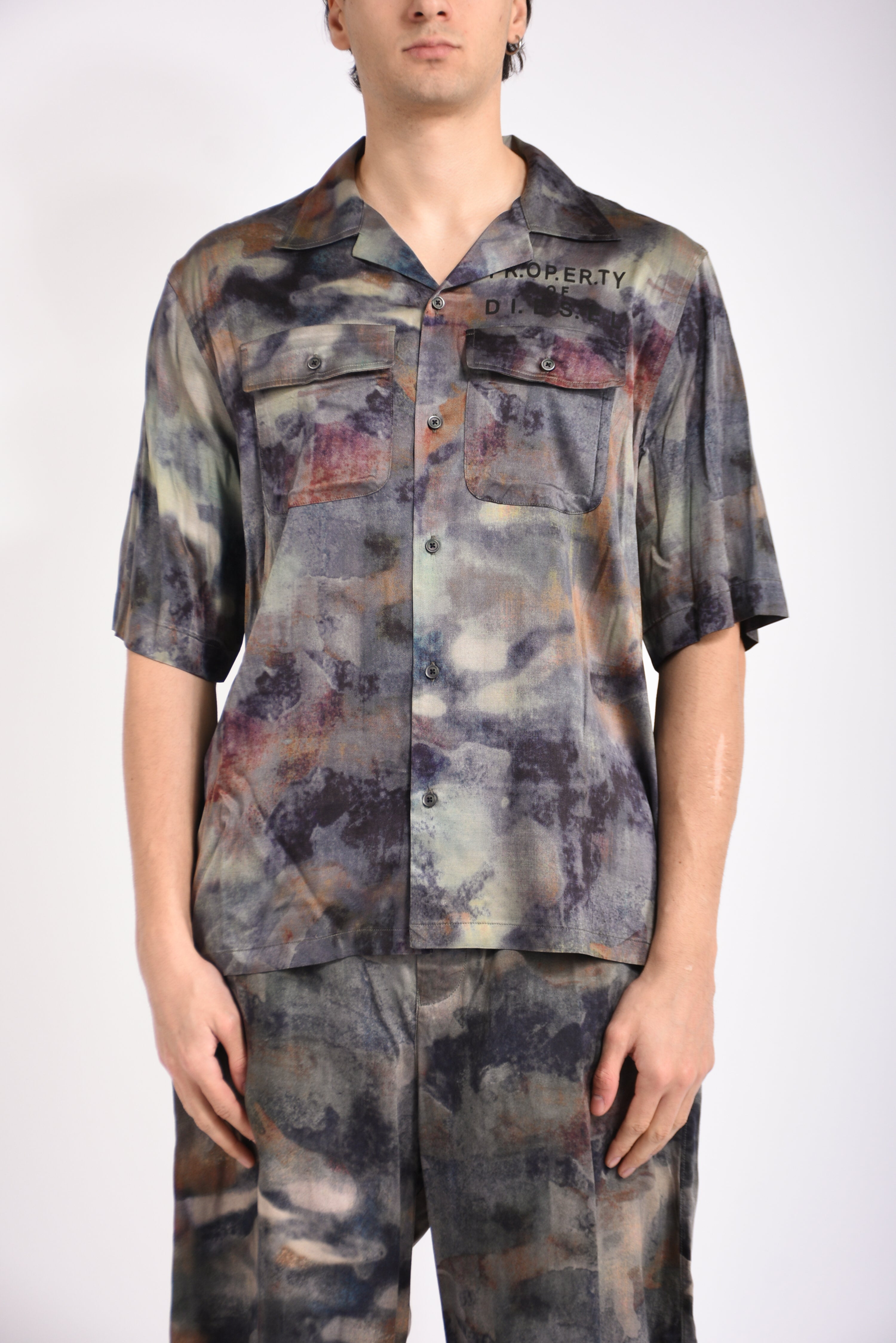 Camicia in raso stampa camouflage
