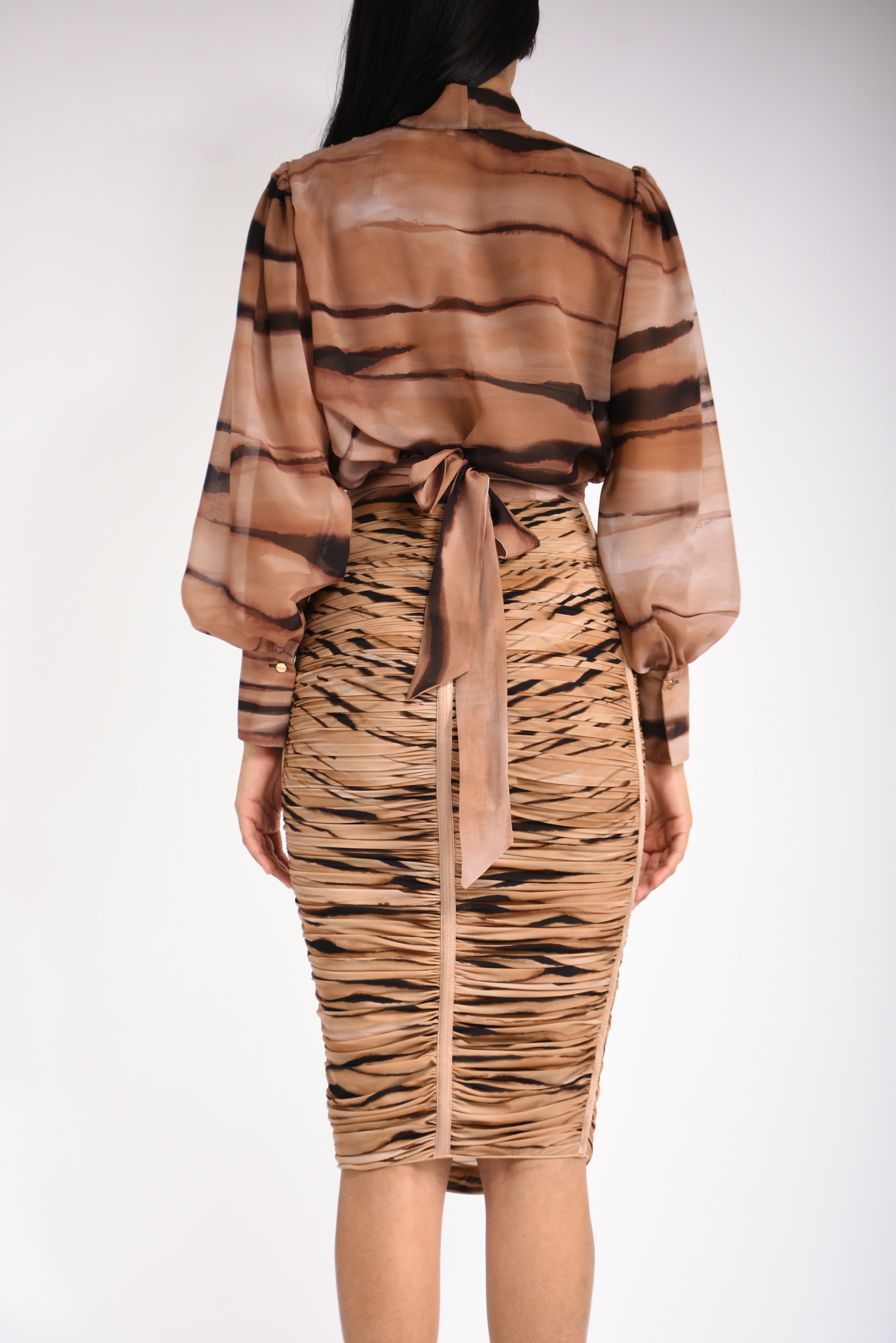 Blusa in chiffon con stampa tigre