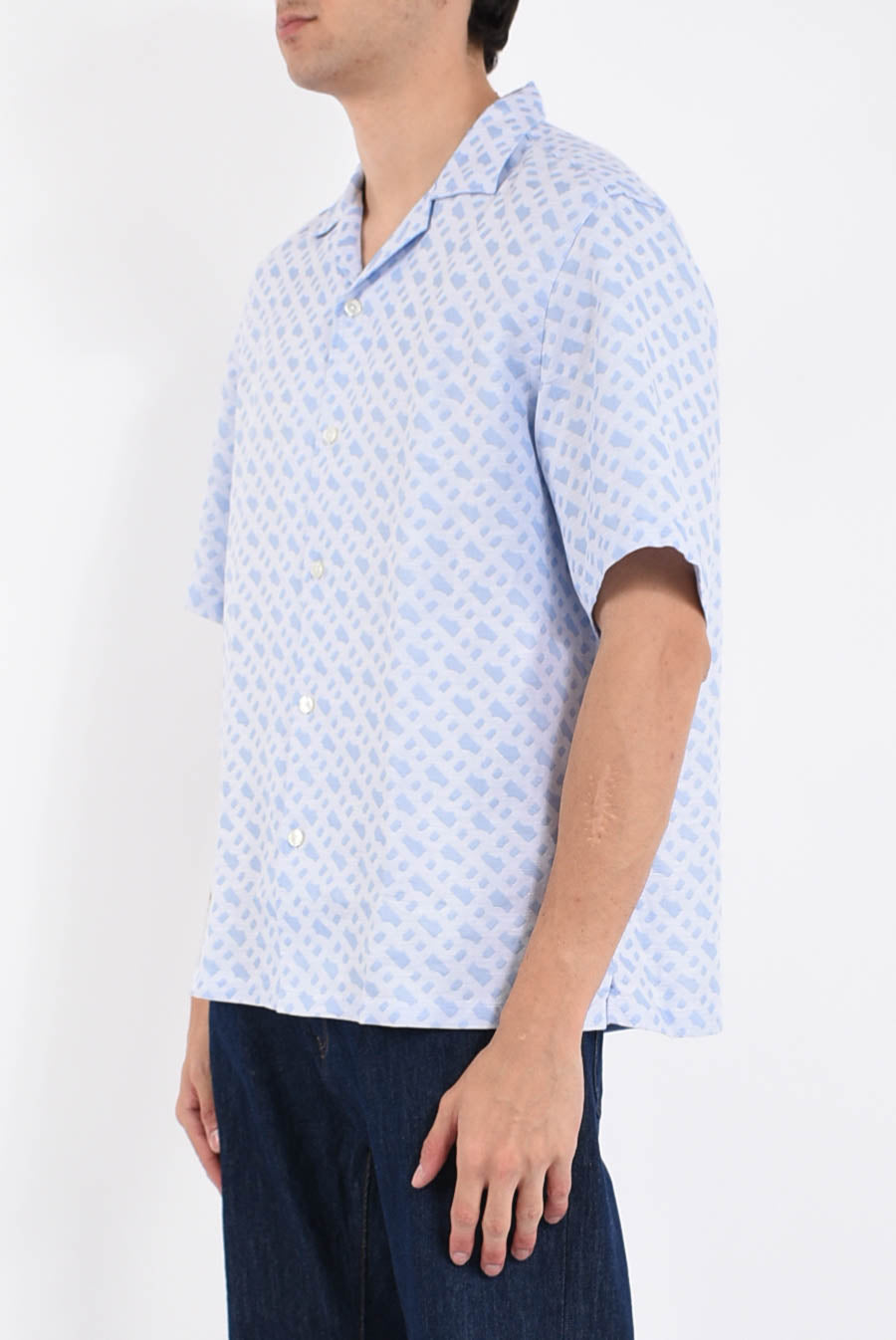 Camicia logata in lino