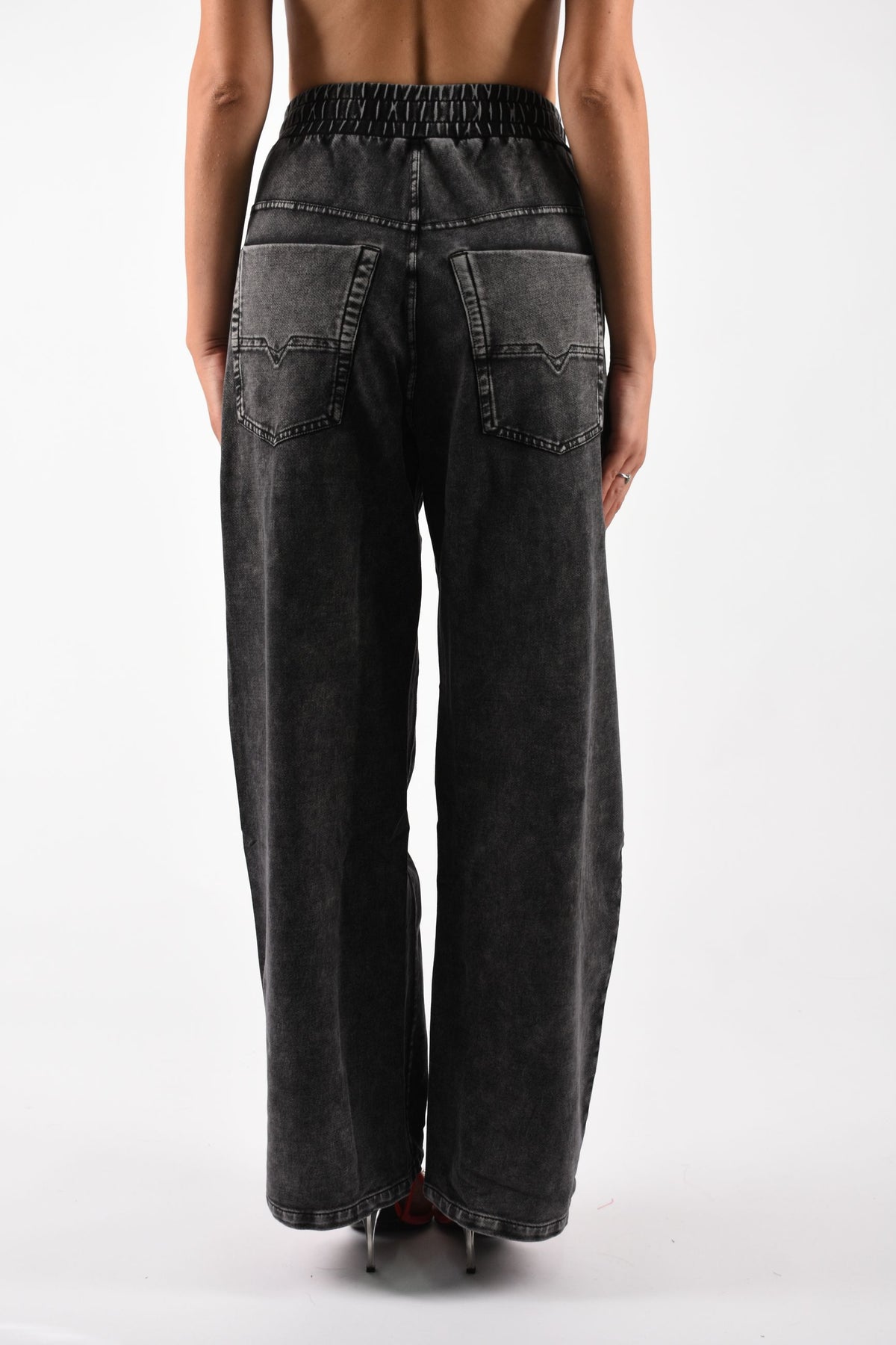Pantaloni da tuta effetto denim P-STUKY