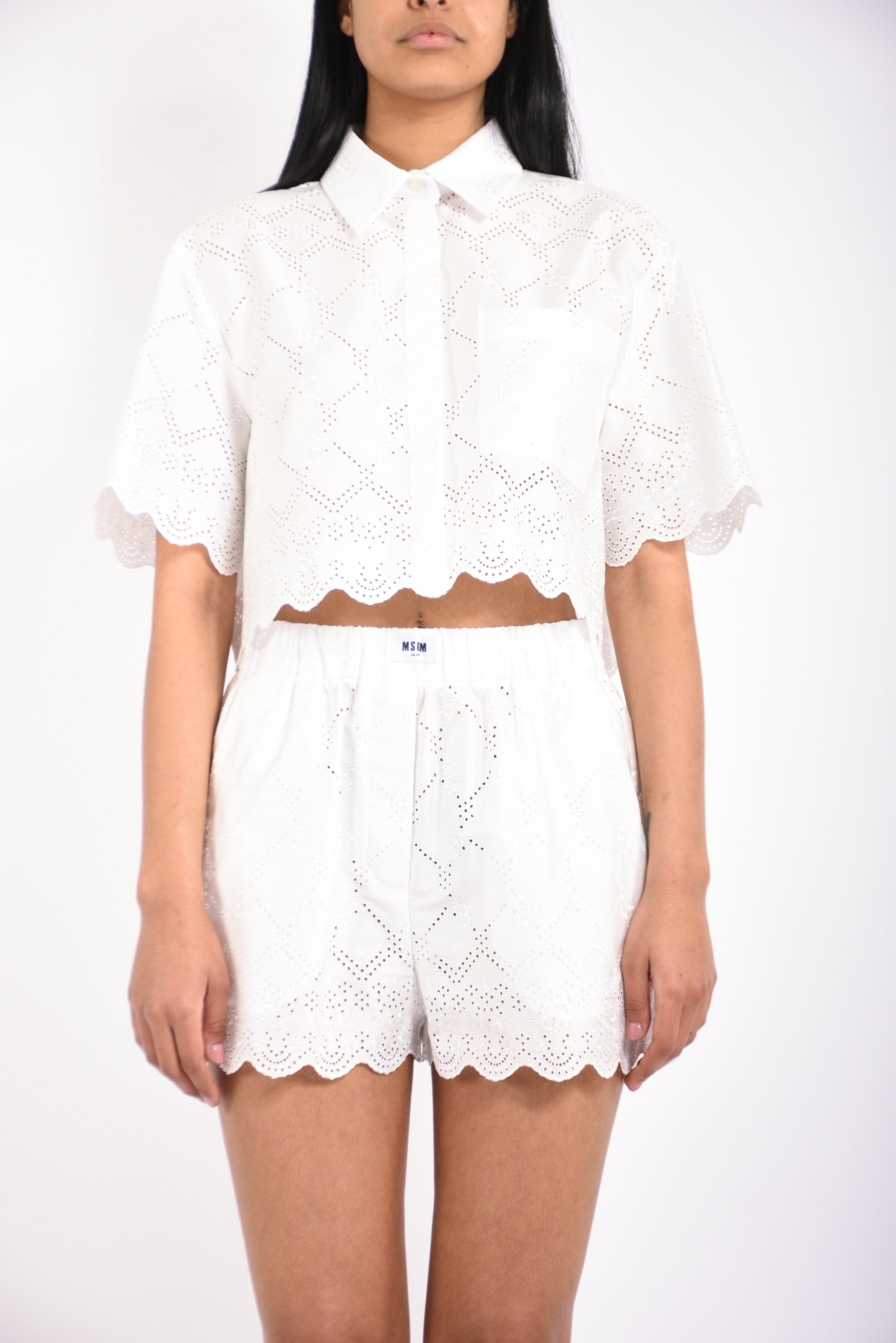 camicia crop in popeline con ricami