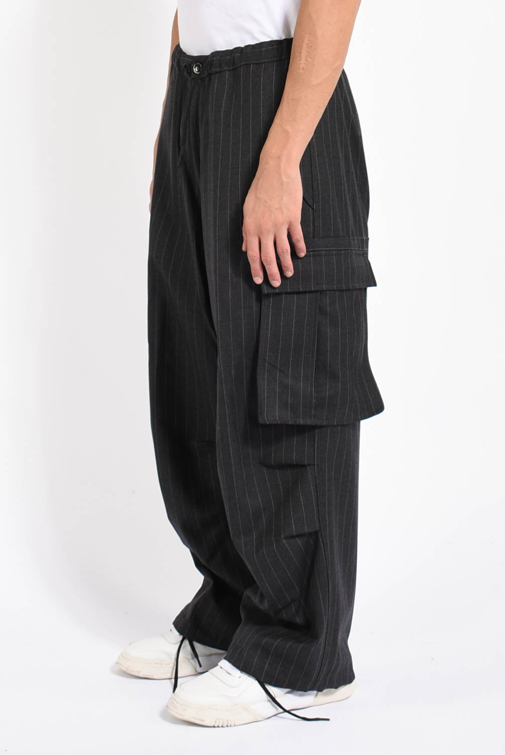 Pantaloni gessati cargo in lana