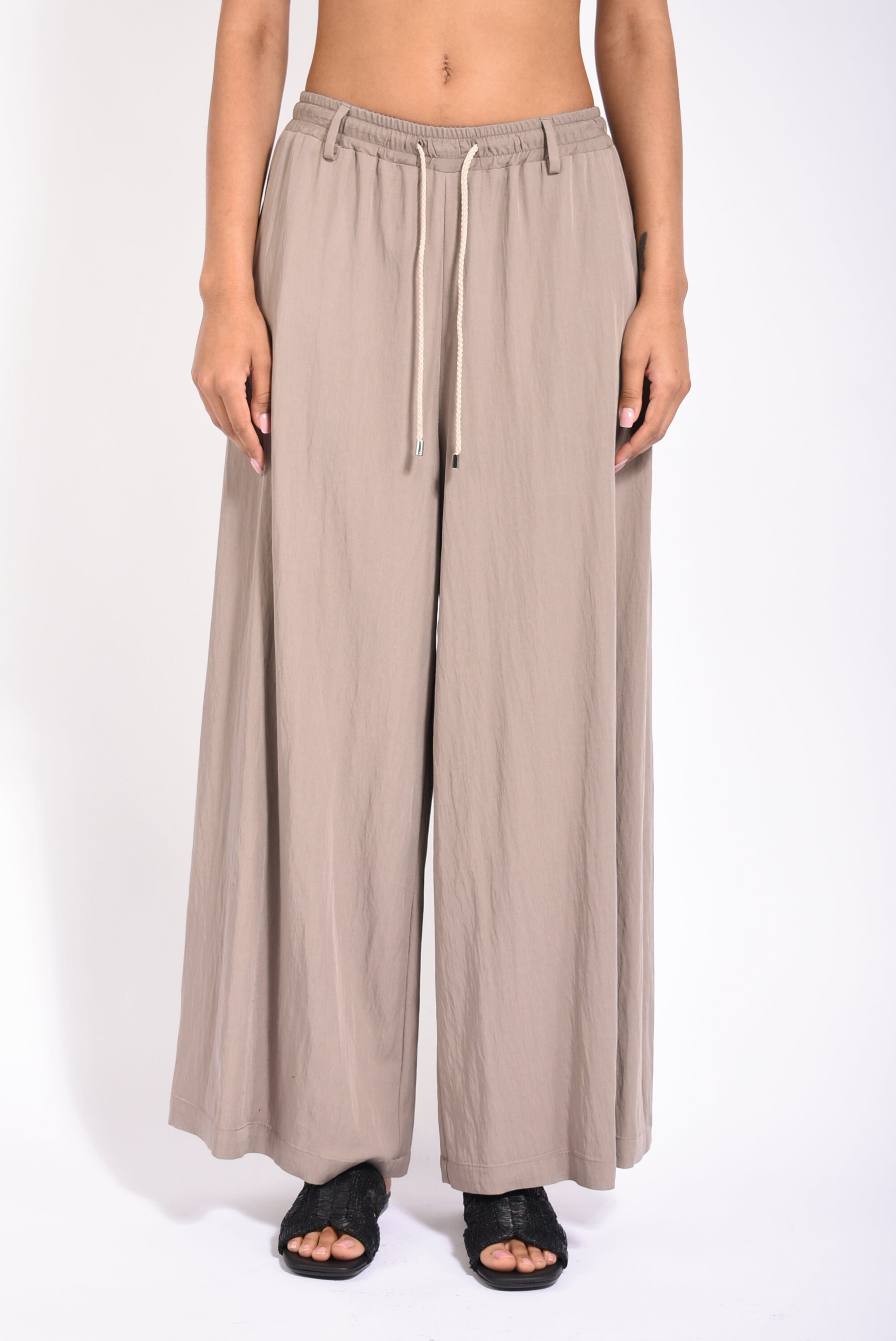 pantaloni a gamba larga
