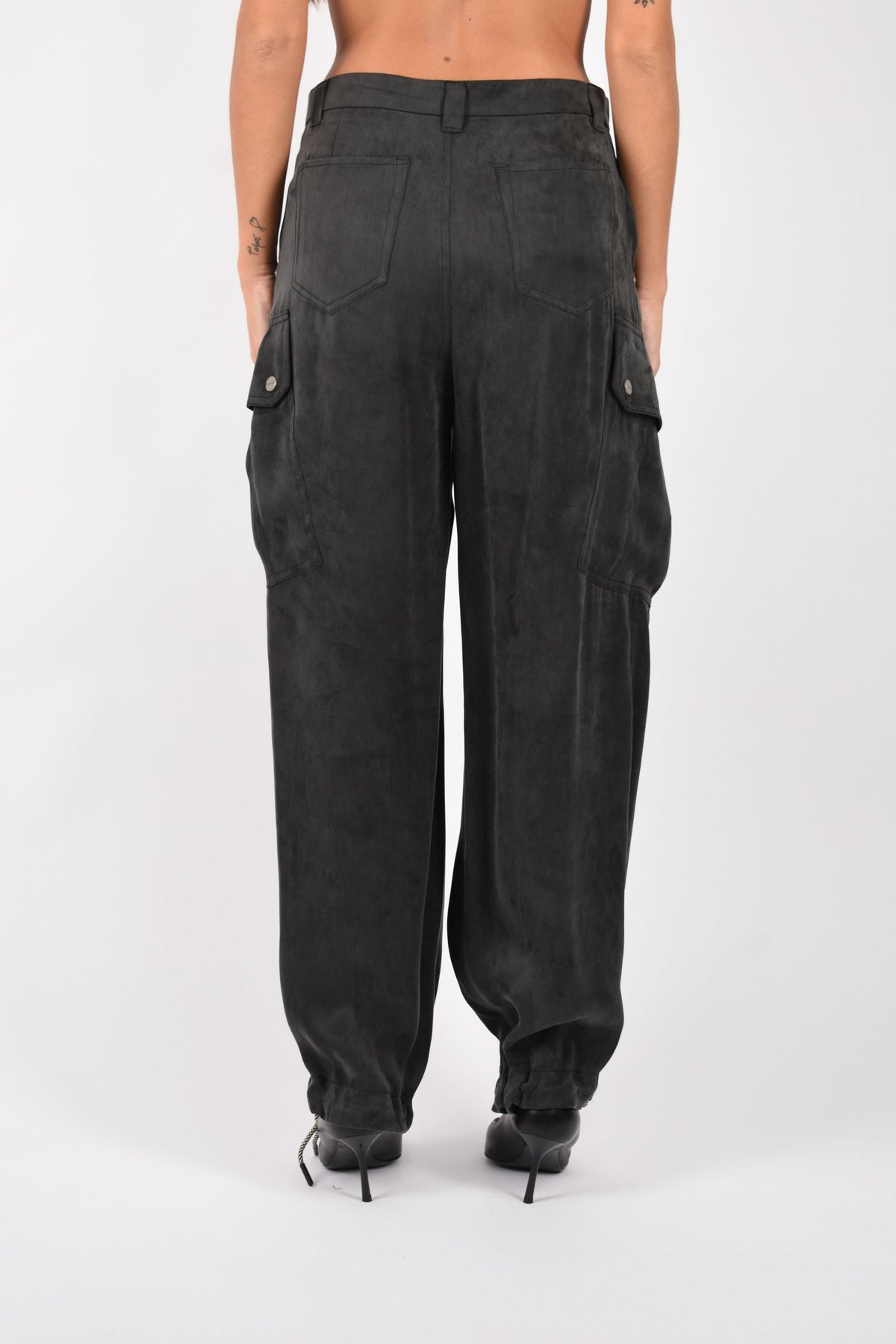 Pantaloni Cargo con finitura satinata 106444A3F8