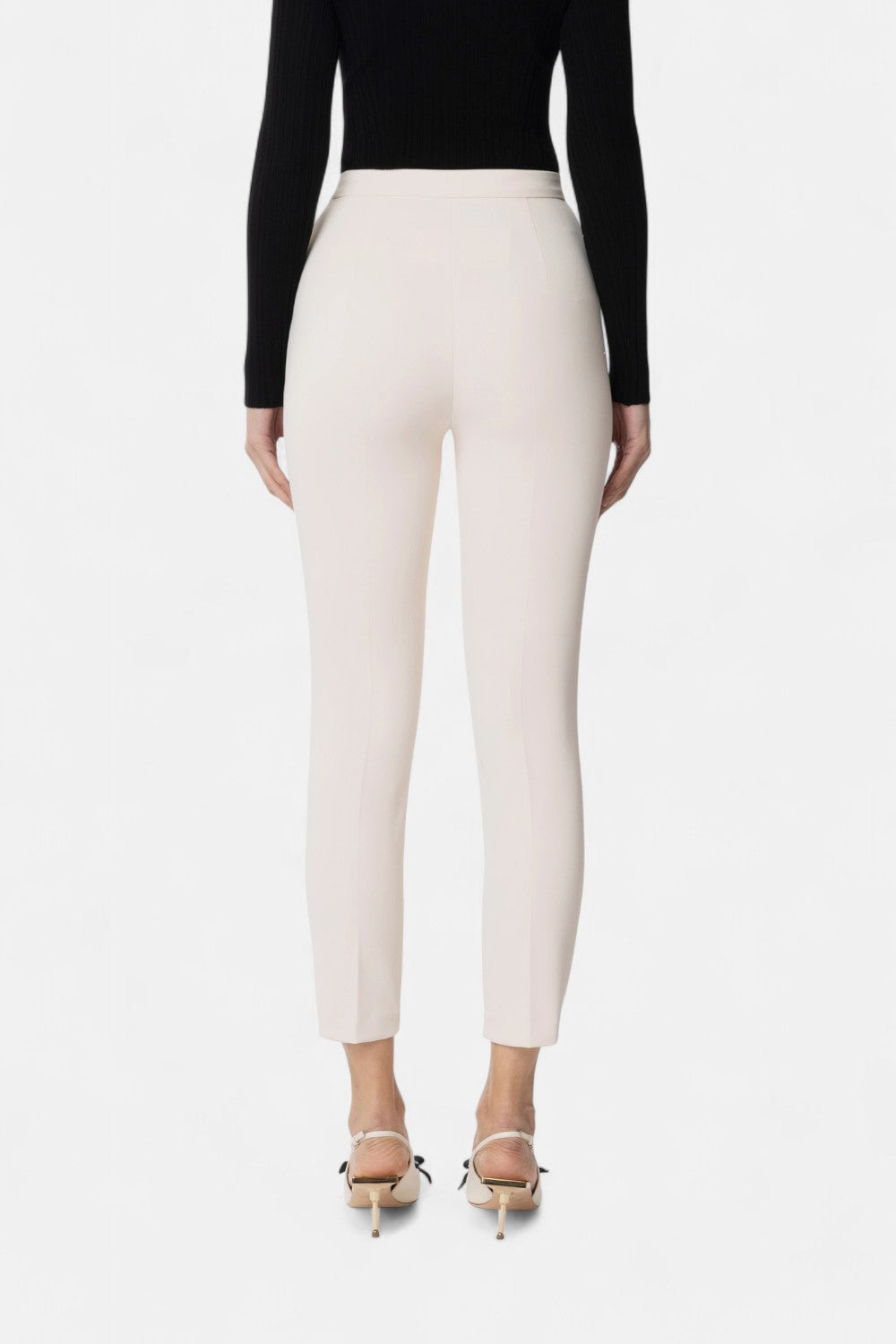 pantaloni slim in crêpe con placca logo