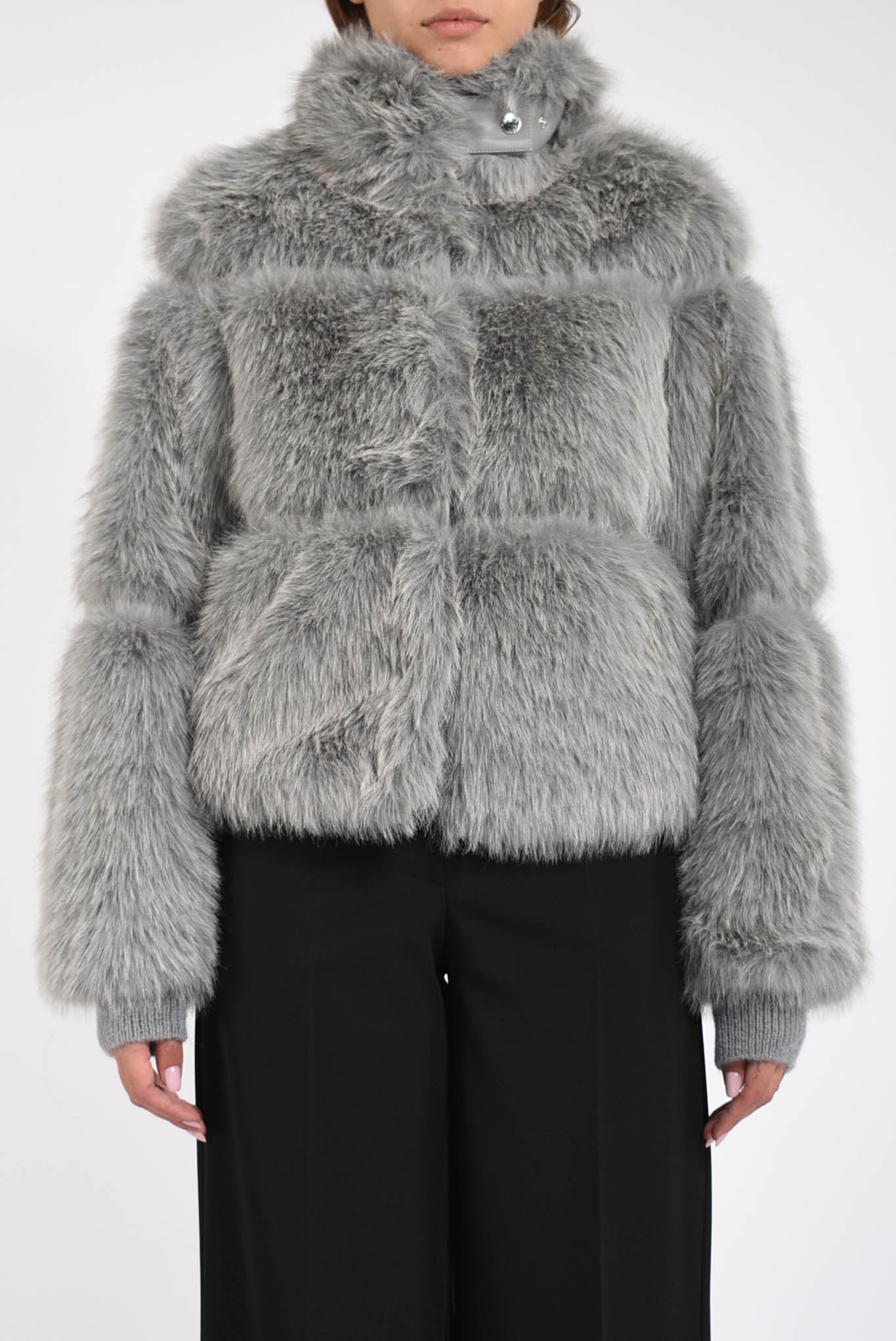 Giubbotto fluffy corto