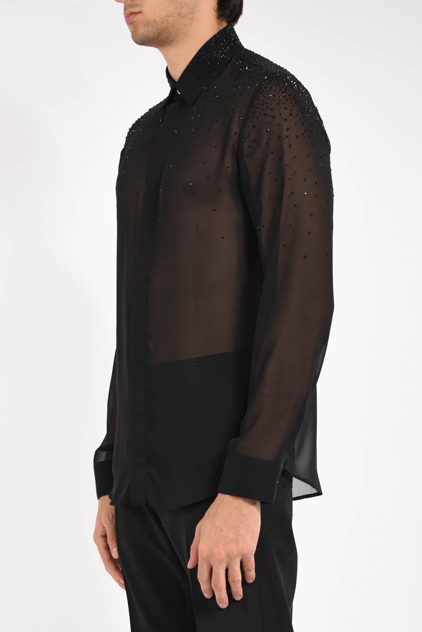 Camicia con applicazioni