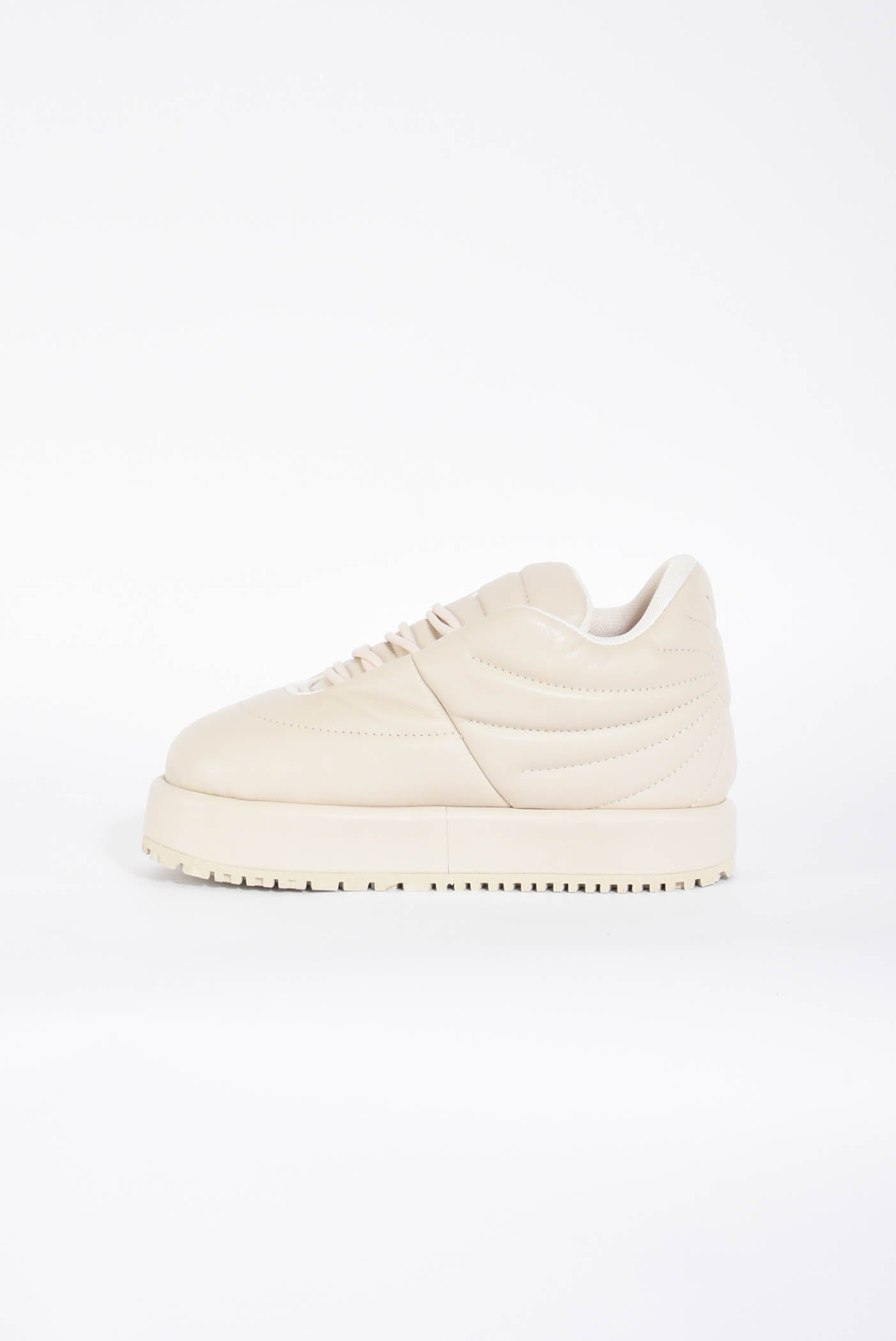 sneakers pluto s000