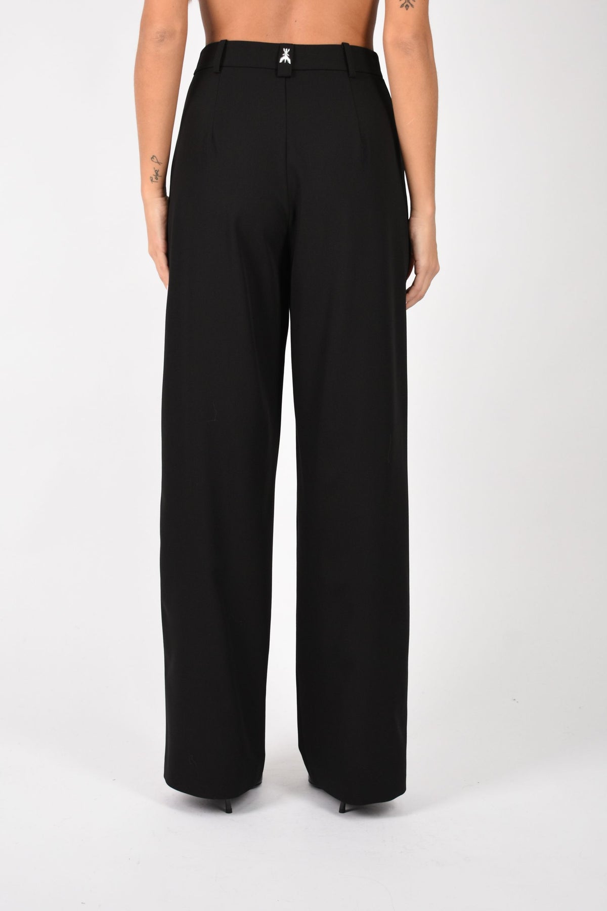 Pantaloni fluidi in gabardina 2P0112A498