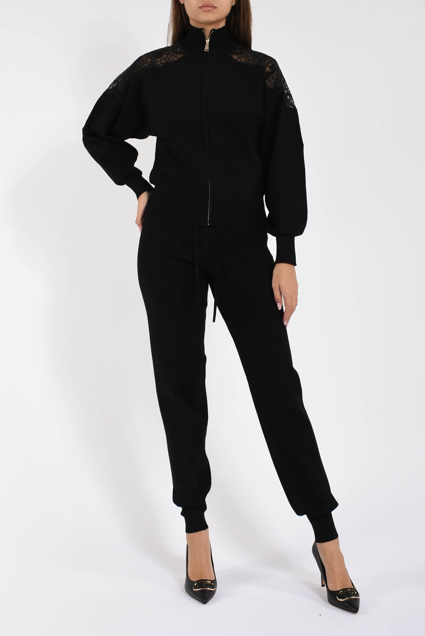 Giacca in maglia con organza ricamata