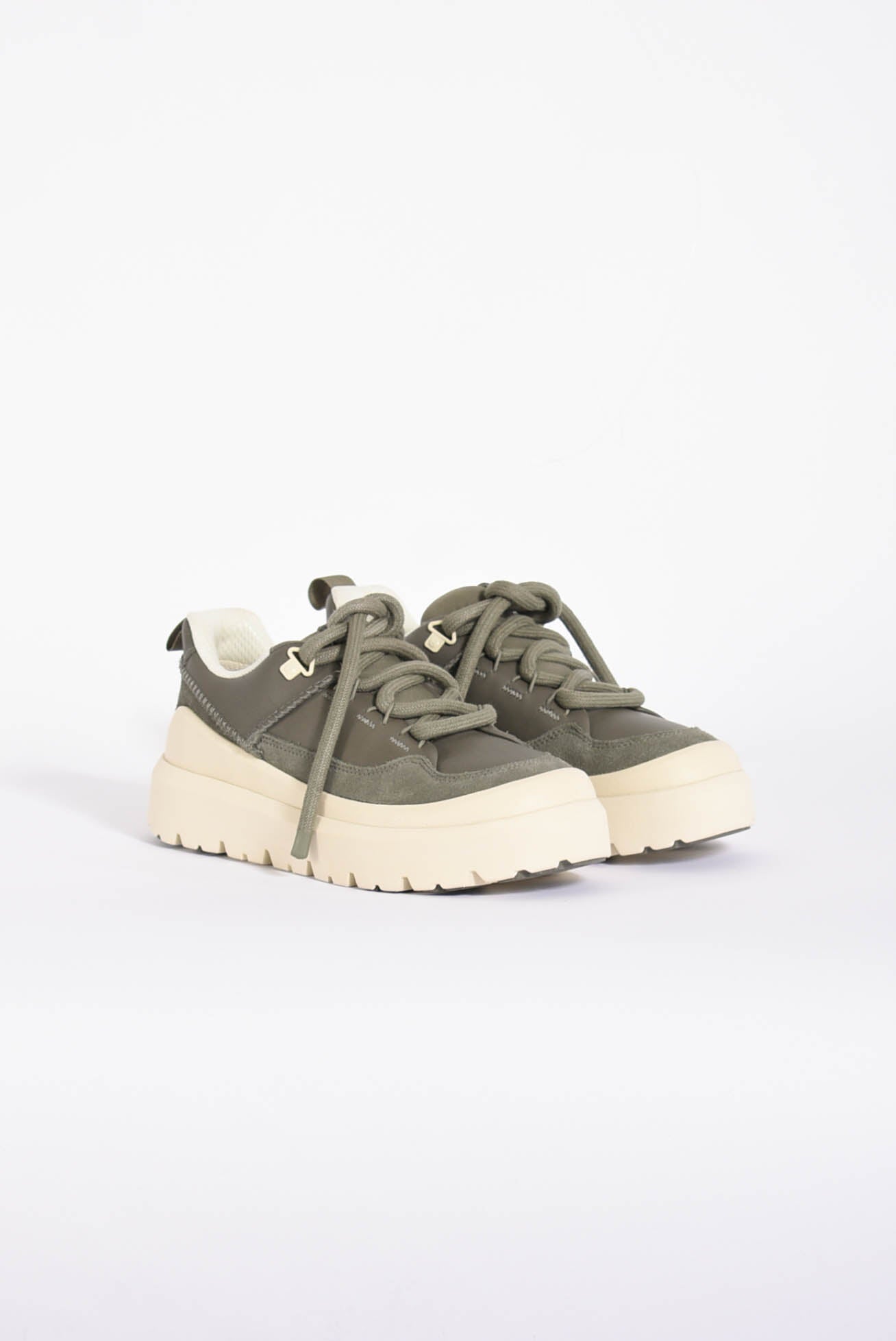sneakers heritage utility