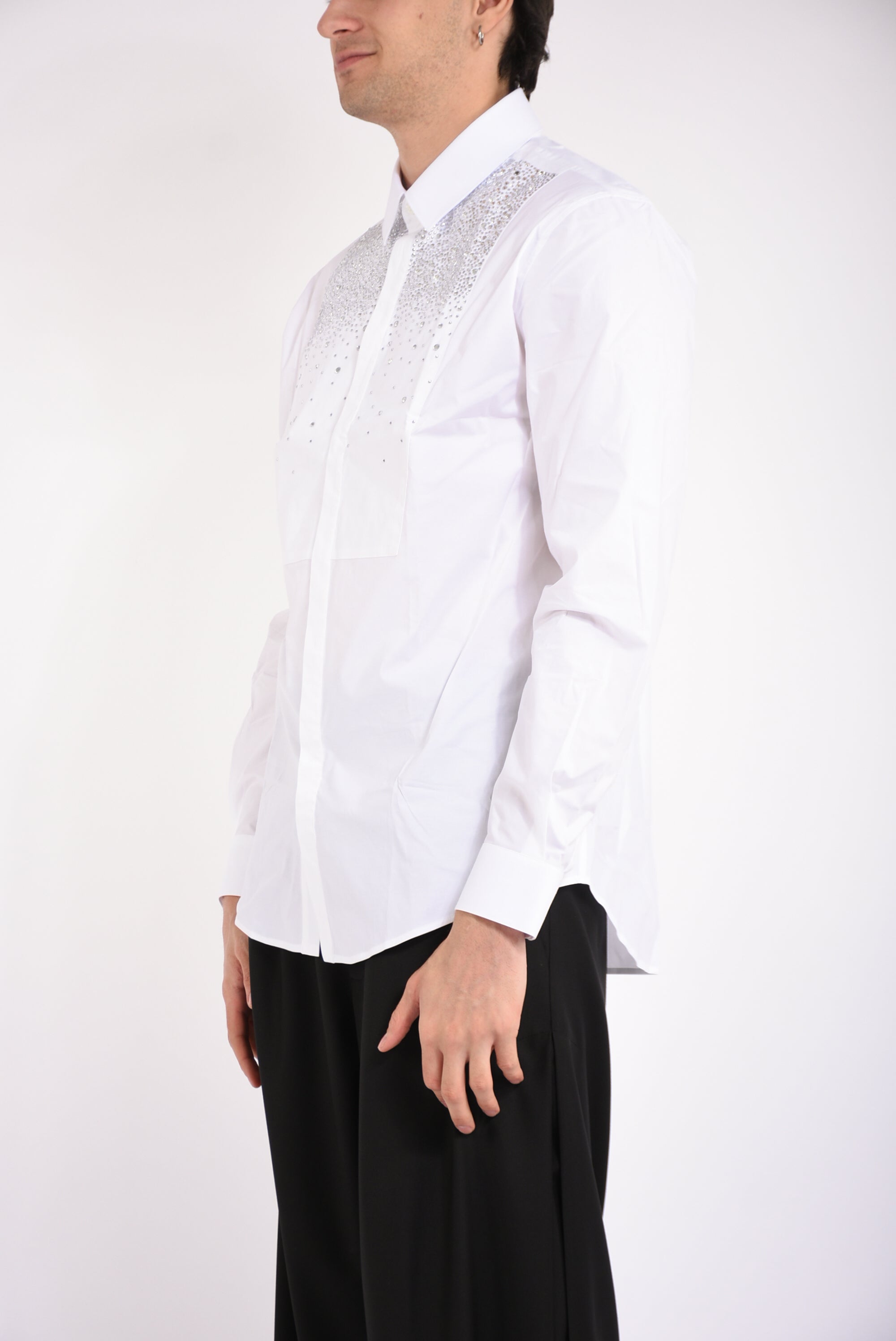 Camicia in cotone con applicazioni