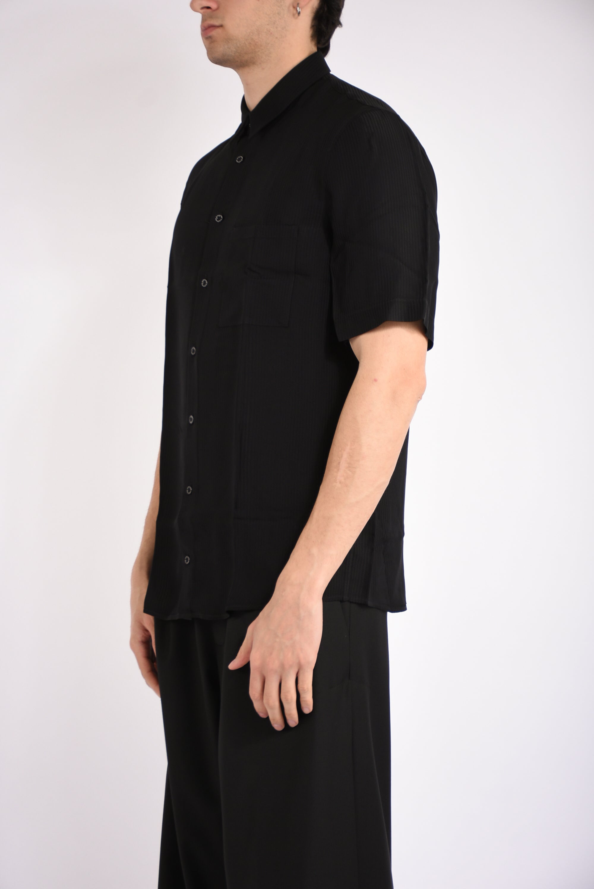 Camicia rigata in viscosa