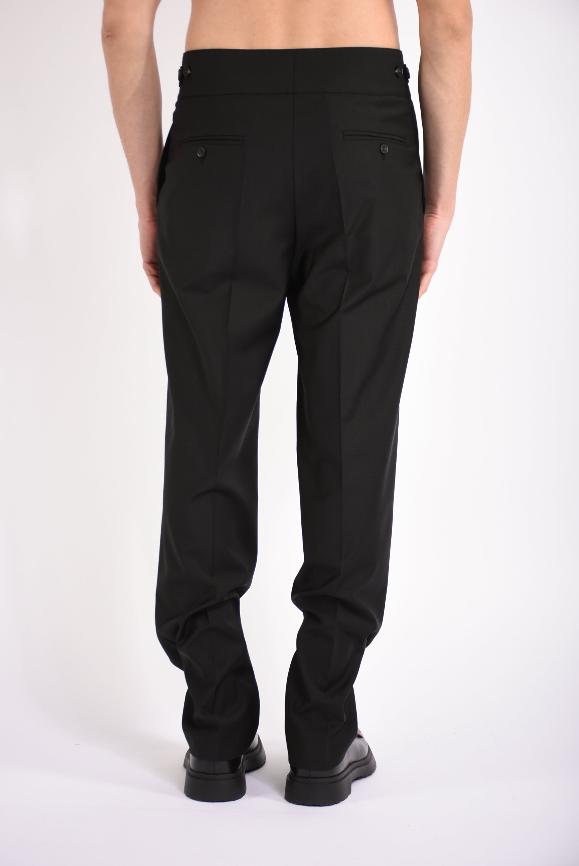 Pantaloni con pinces in fresco lana