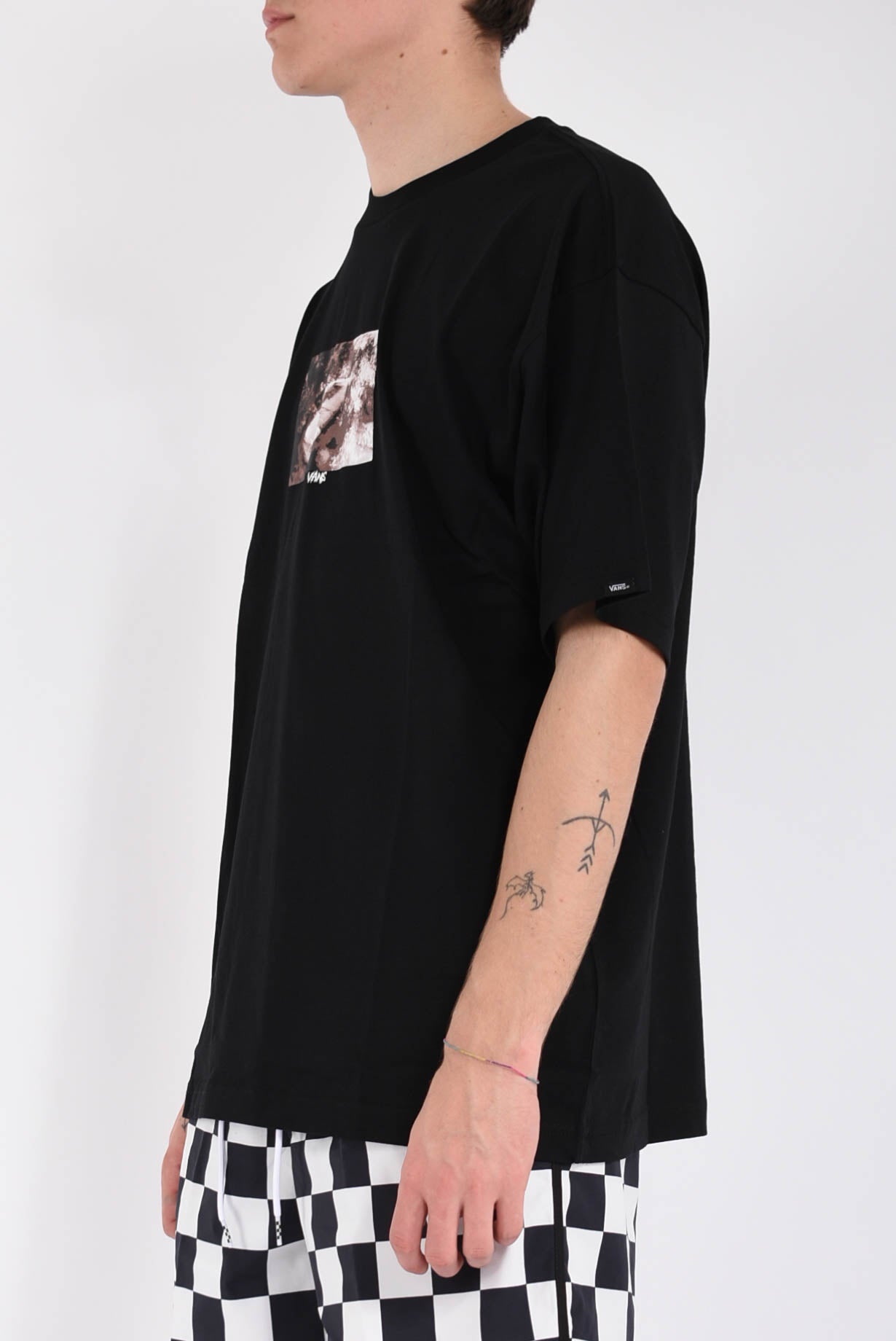 T-shirt death