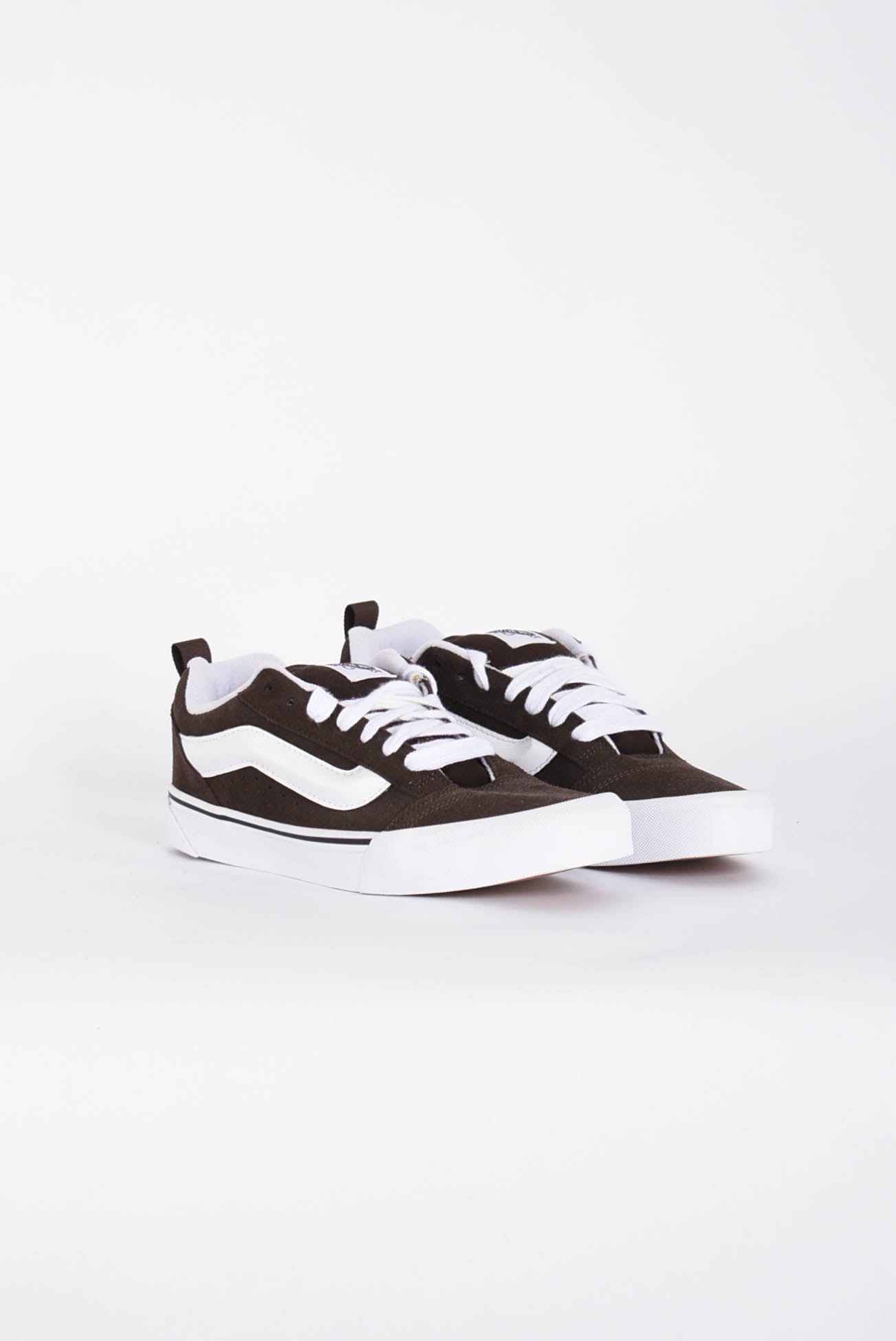 Sneakers KNU SKOOL