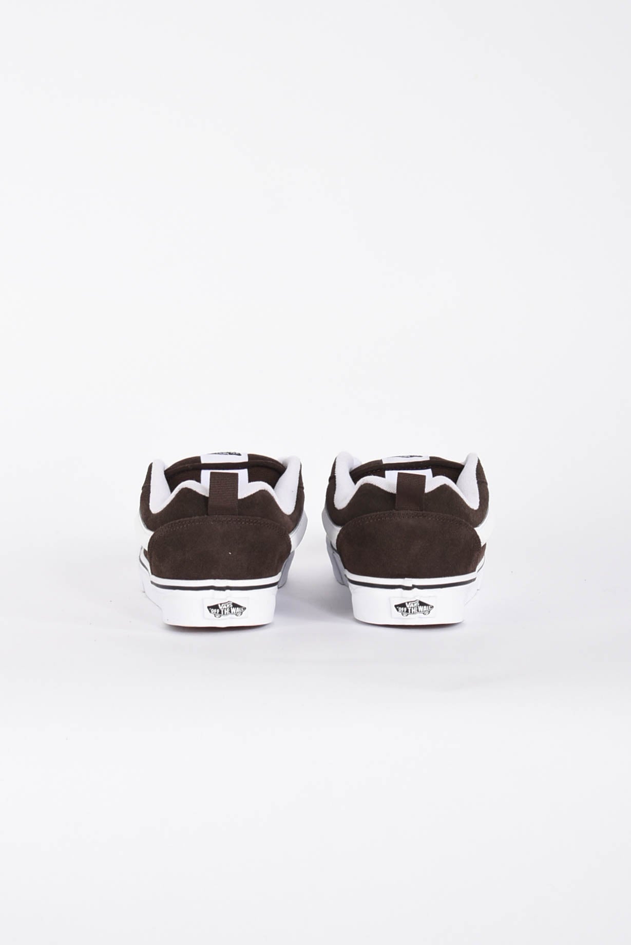 Sneakers KNU SKOOL
