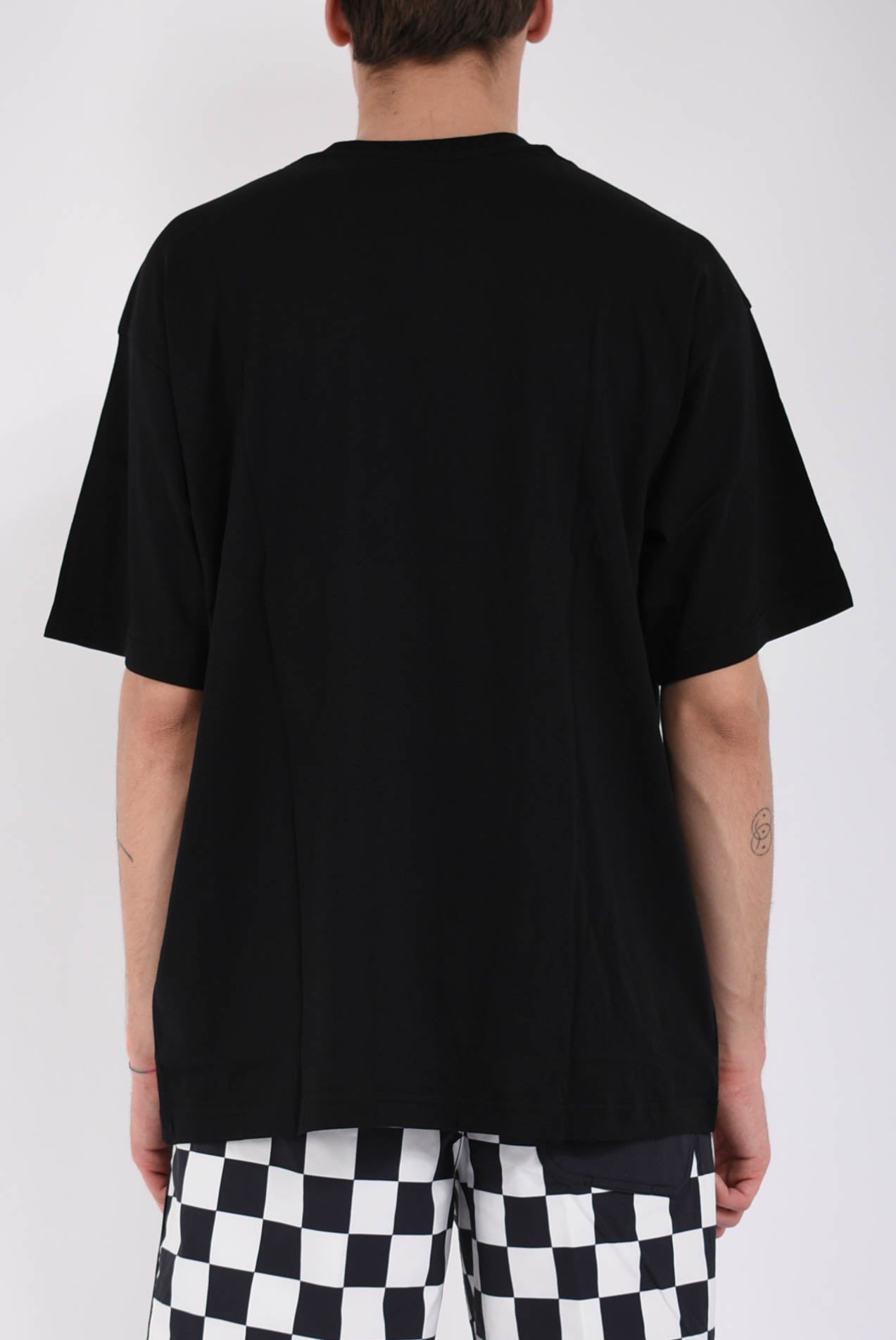 T-shirt death