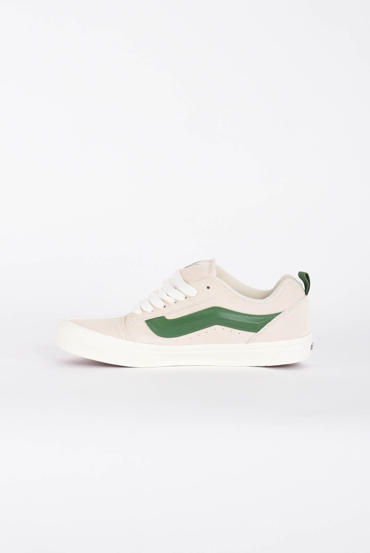 Sneakers KNU SKOOL