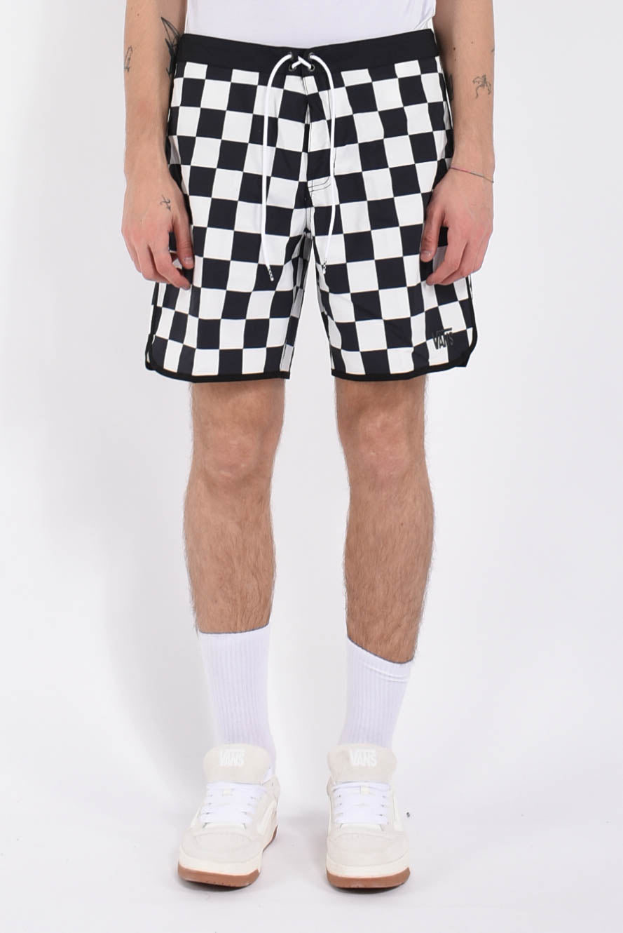 Bermuda primary checkered