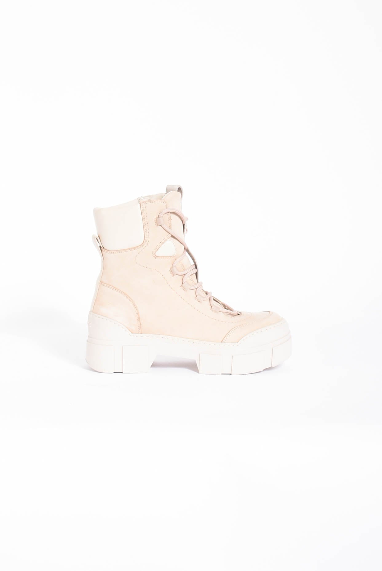 stivali modello roccia