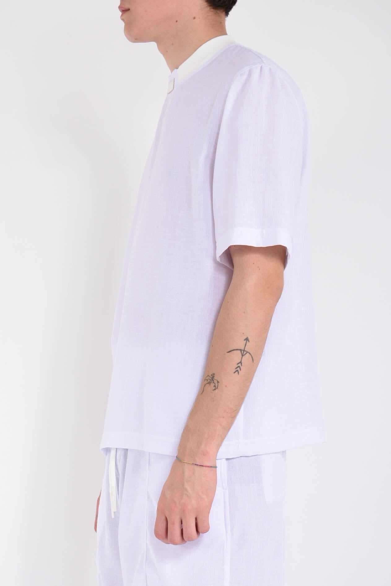T-shirt in lino