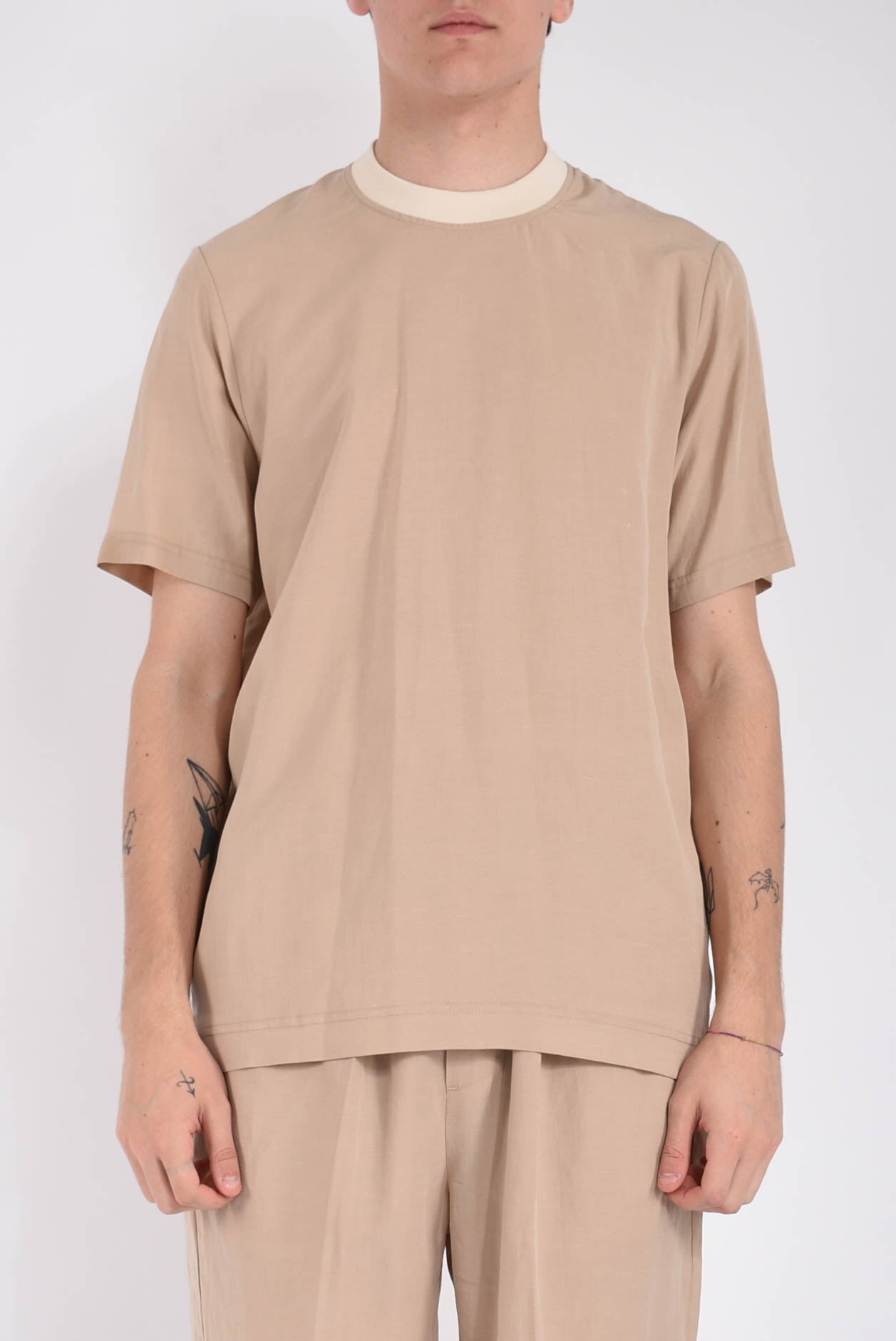 T-shirt in misto lino