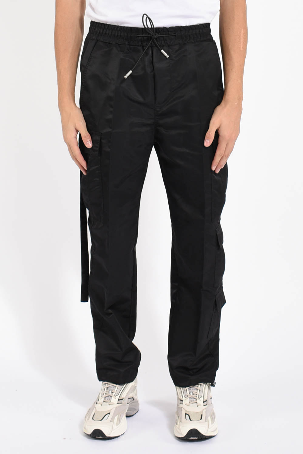Pantaloni cargo in nylon