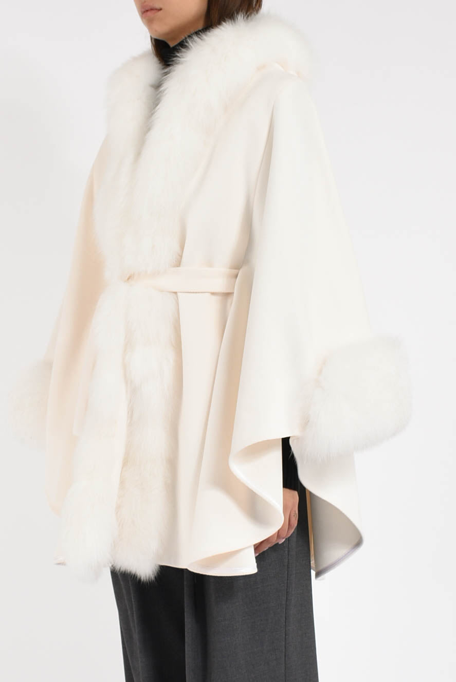 mantella in lana e volpe