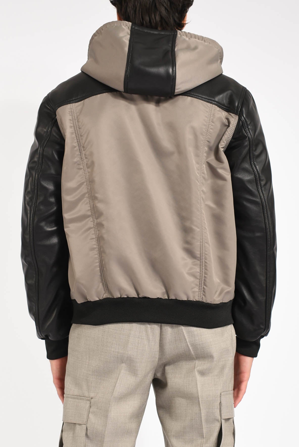 Bomber in nylon