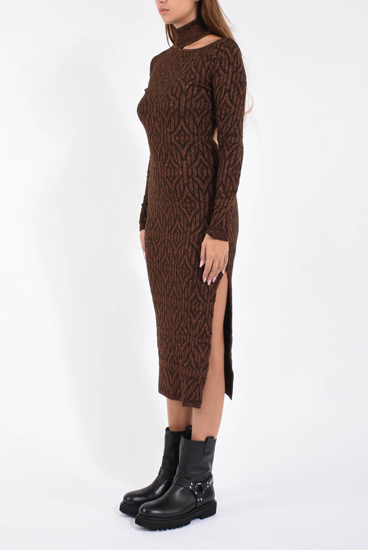 abito lungo in lurex