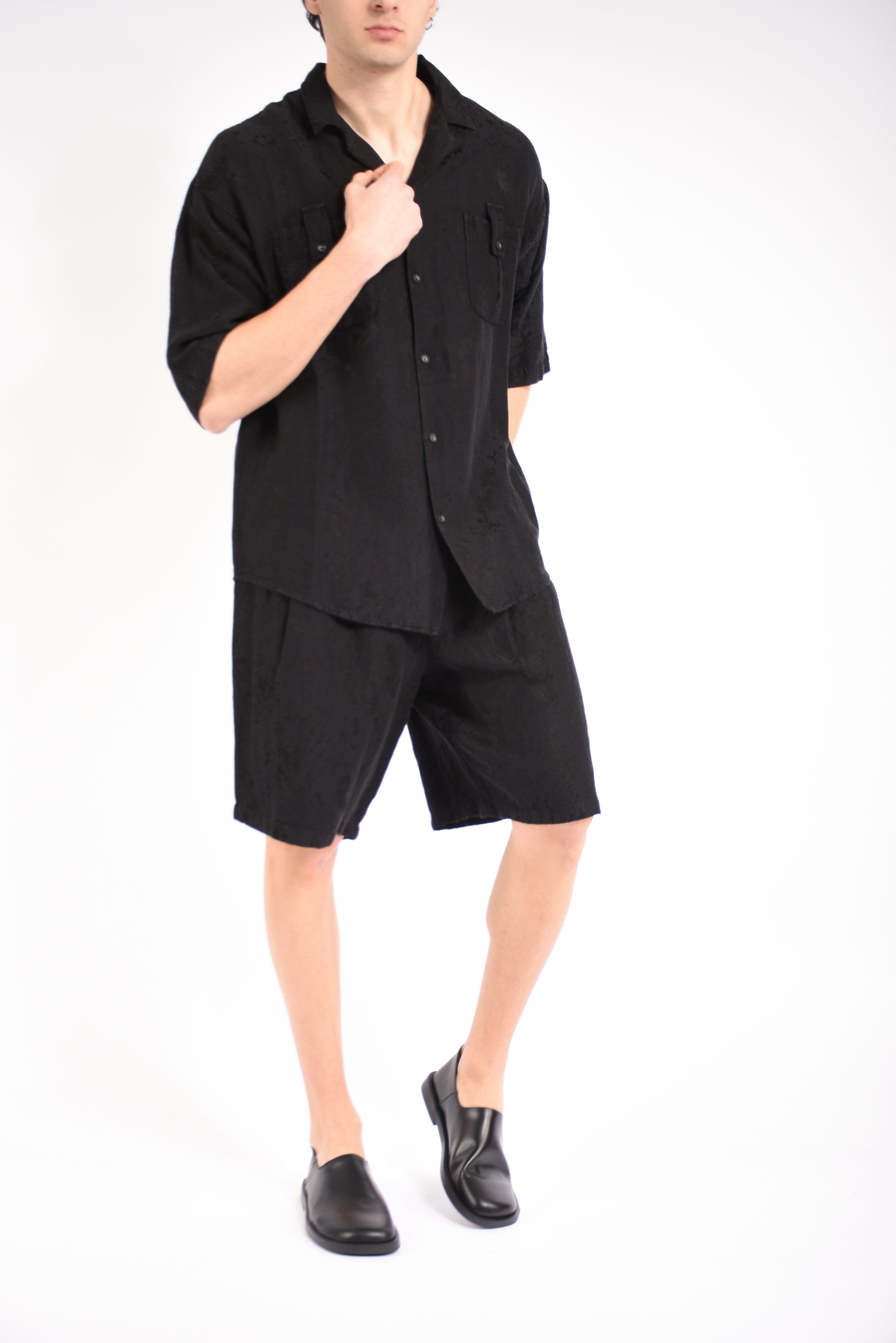 Bermuda pleated in viscosa