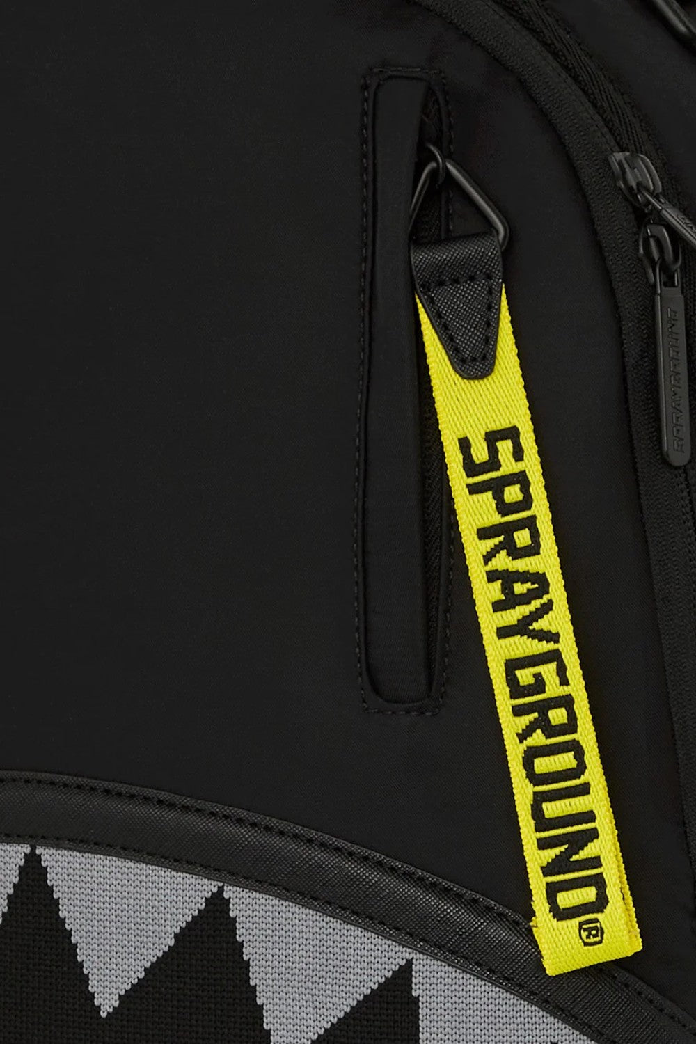 zaino Shark Central Yellow Tape Satin