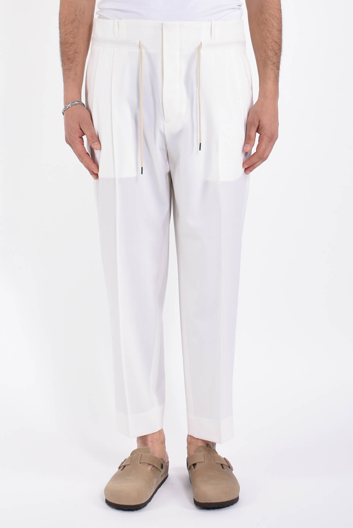 Pantaloni erik in fresco lana
