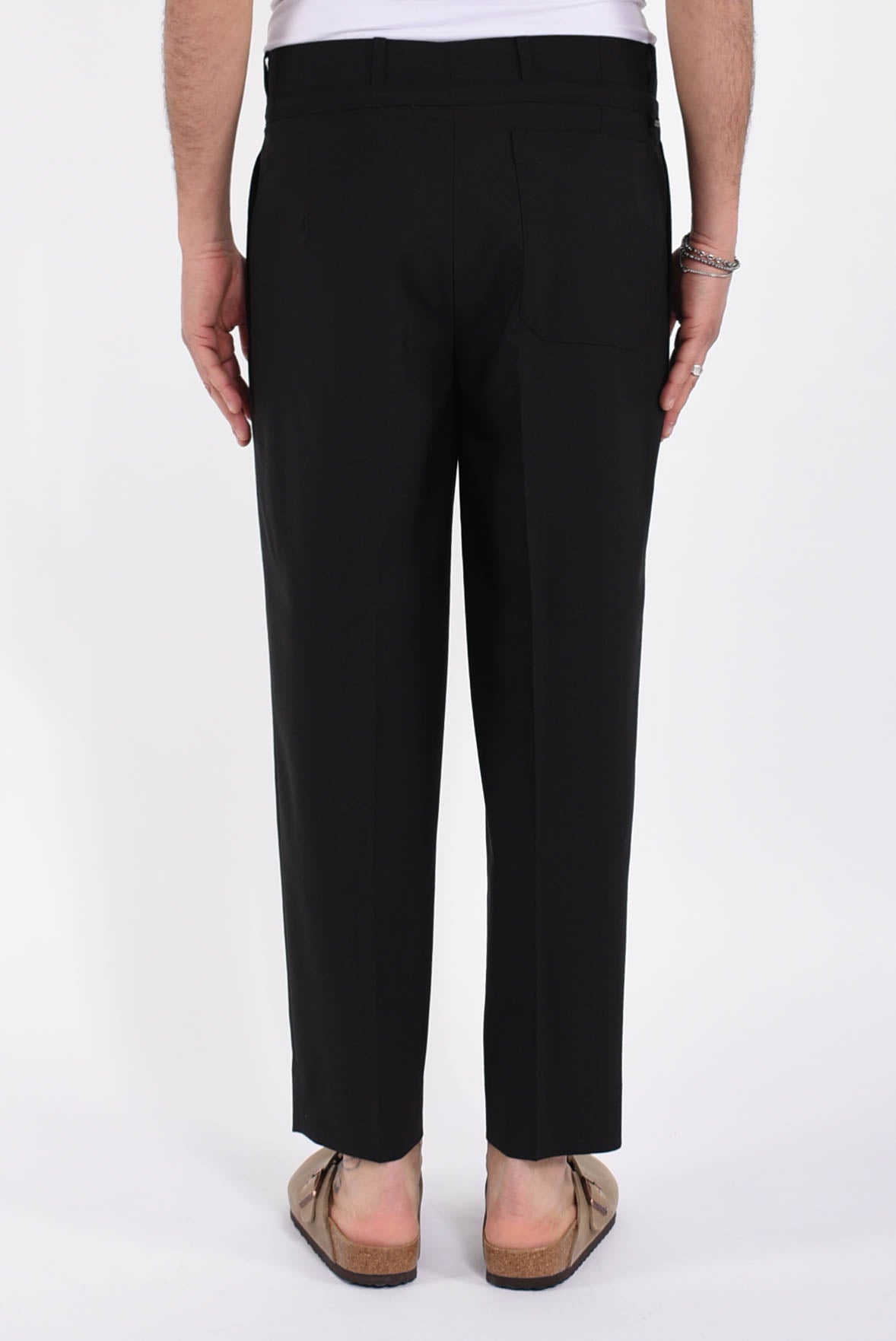 Pantaloni erik in fresco lana