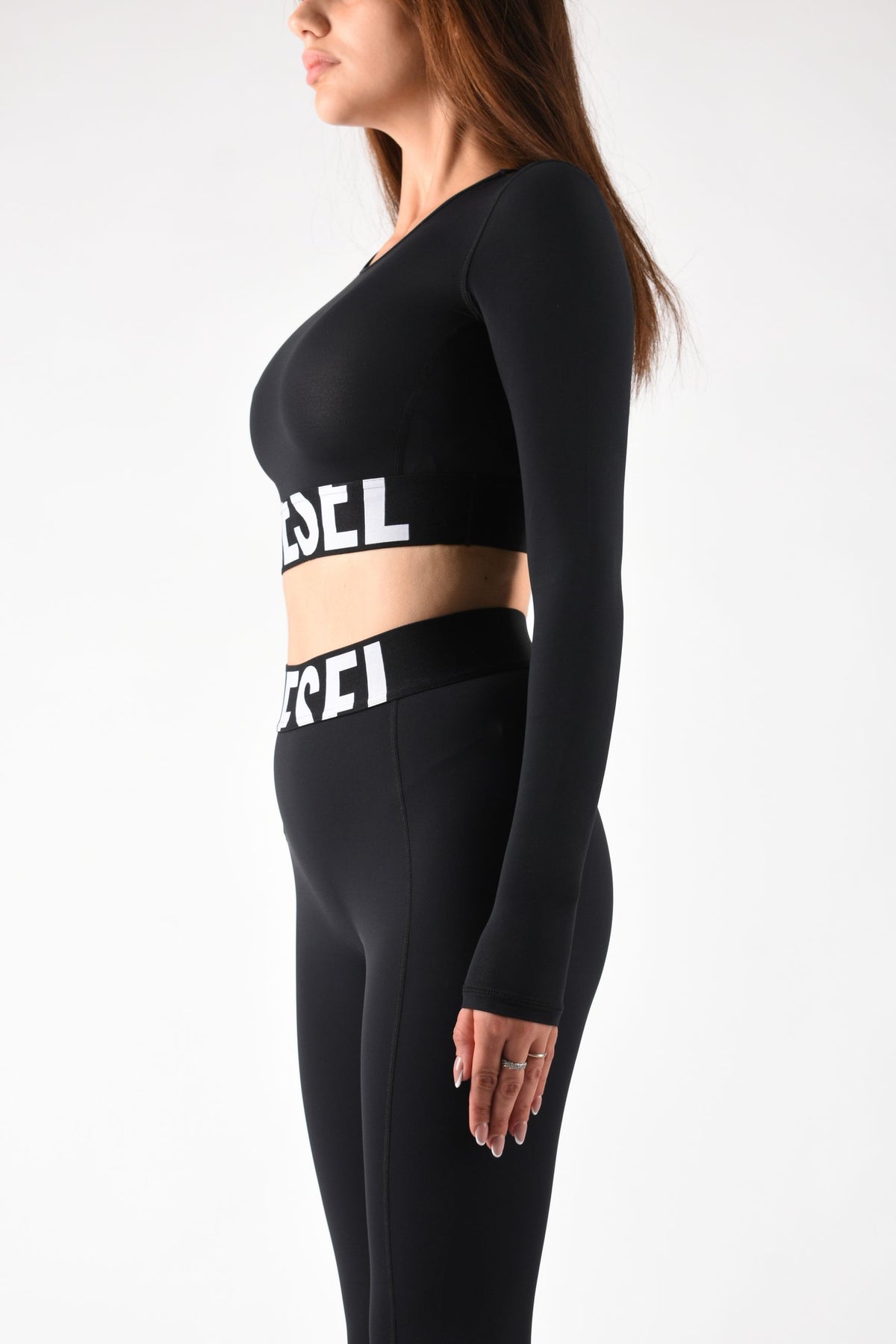 Crop top in microfibra con logo tagliato MELISSA D-POP A182810PLAR