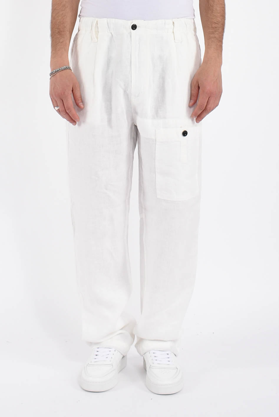 Pantaloni in lino