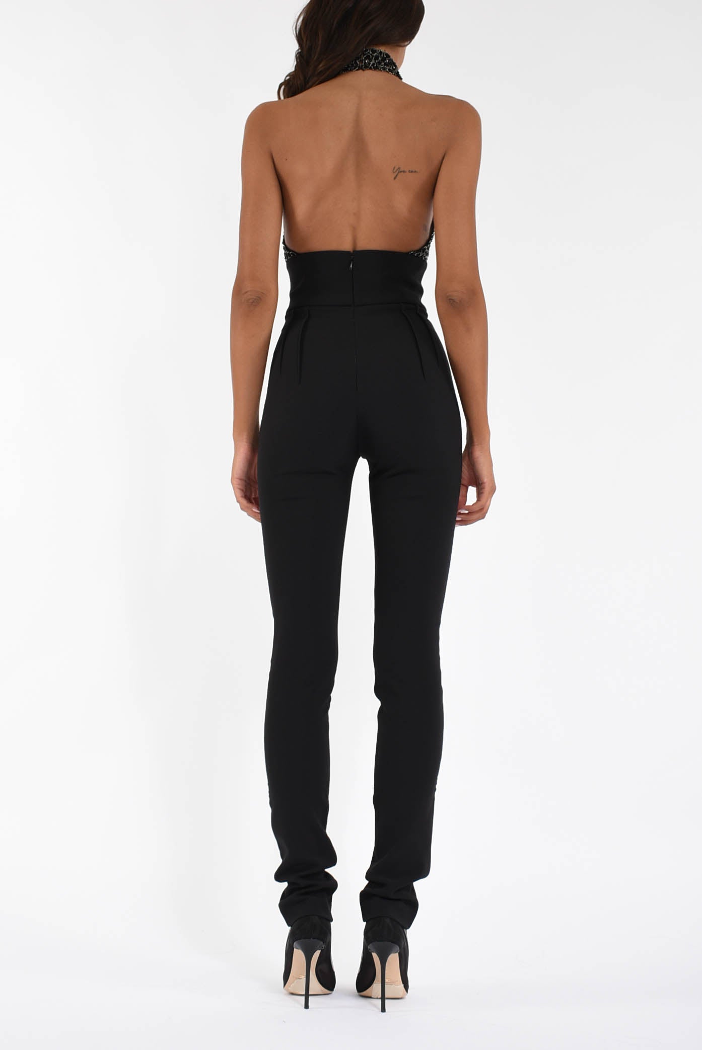 Tuta in tulle e crêpe con ricami cocco