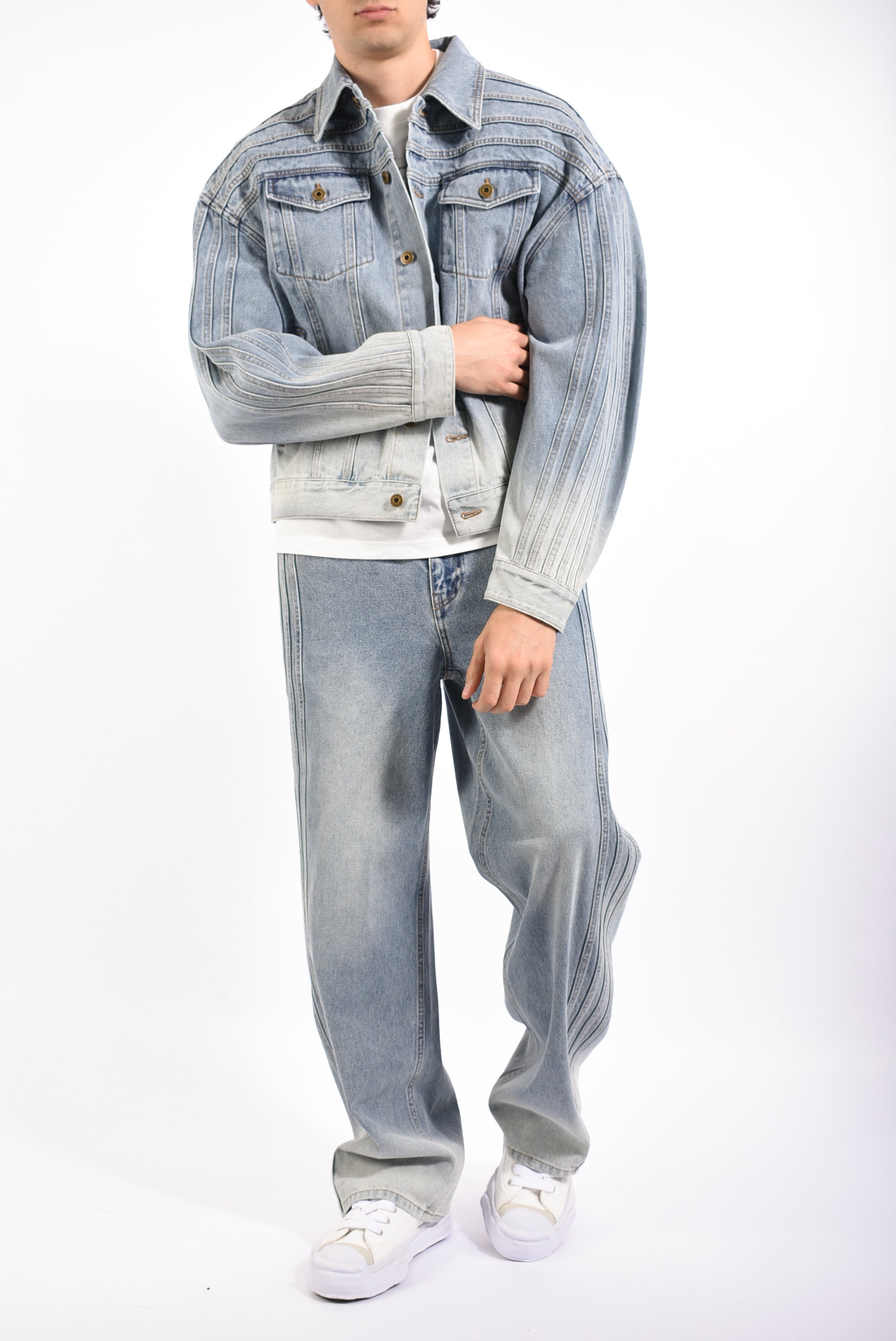 jeans cargo verniciati a spray