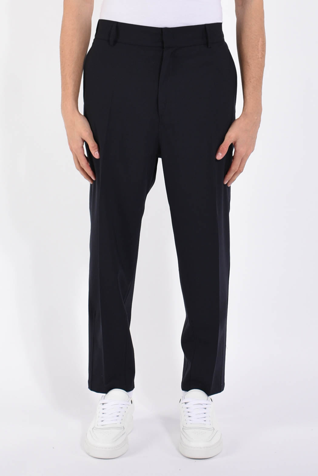 Pantaloni in fresco lana